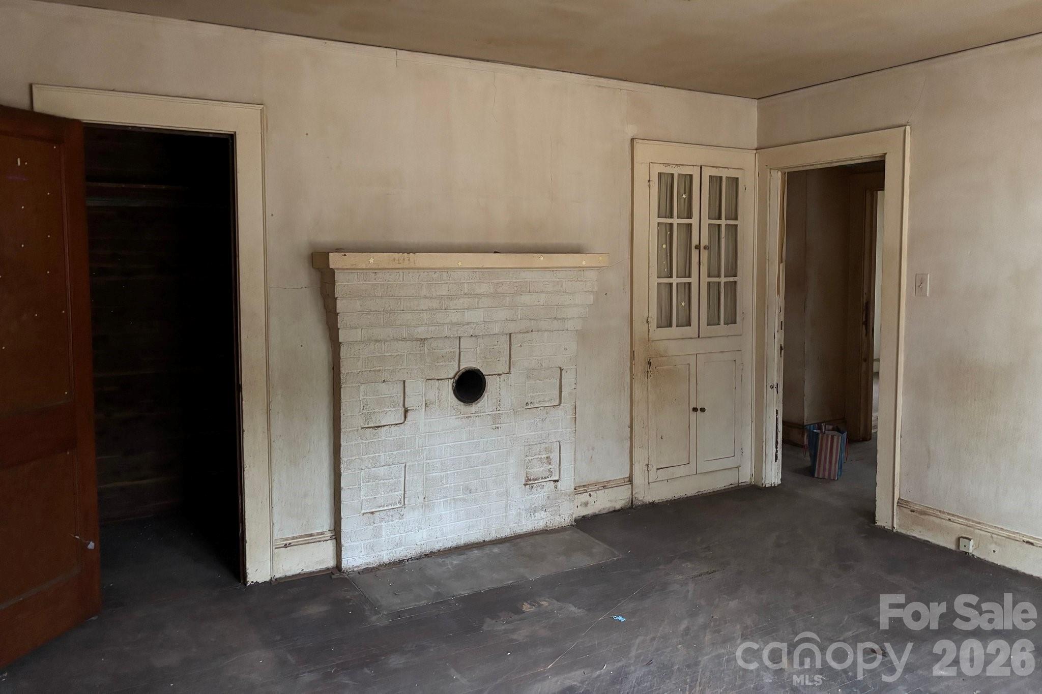 5724 Mooresville Rd, Kannapolis, NC 28081
