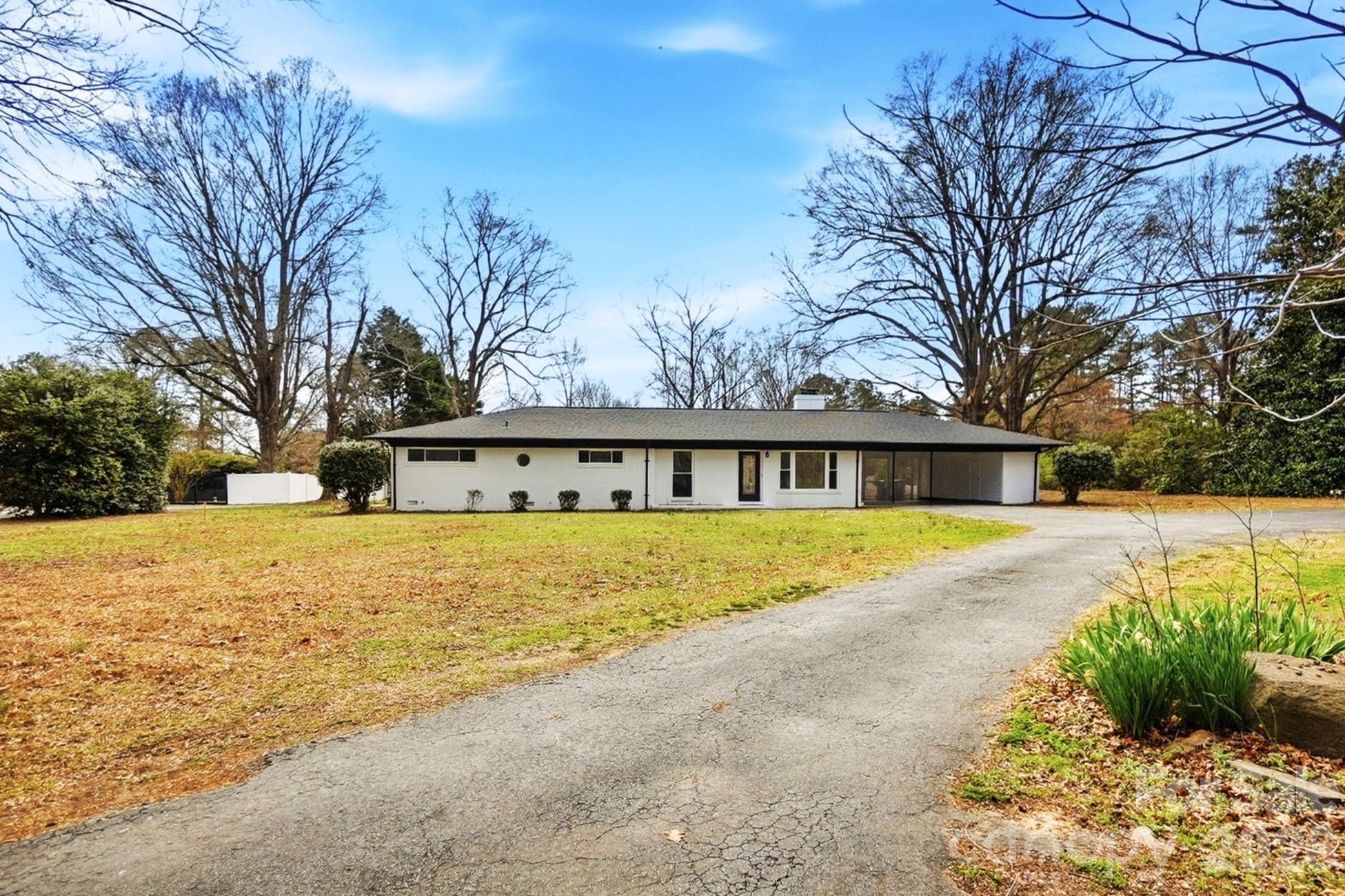 125a Forest Hills Dr, Monroe, NC 28112