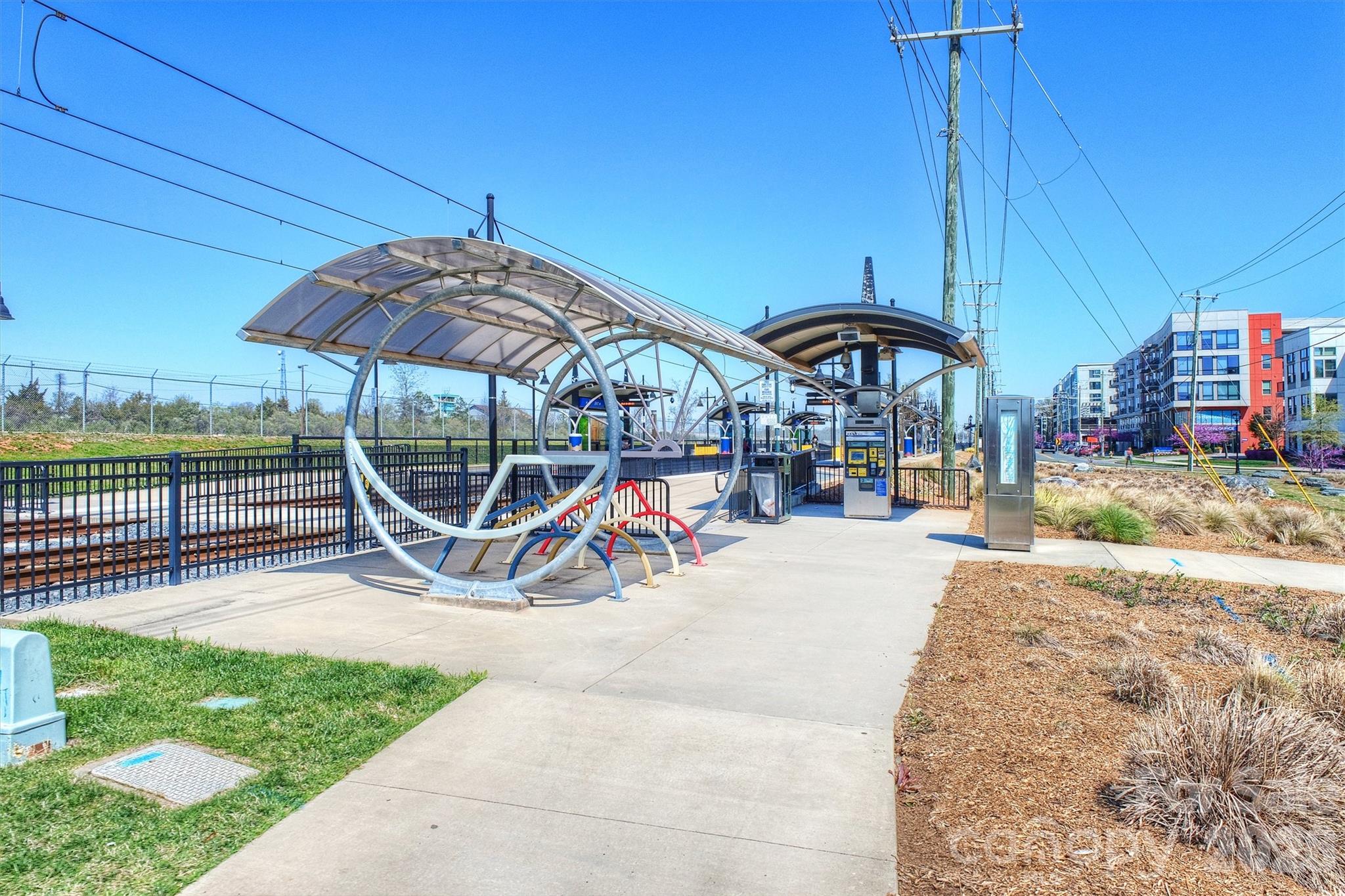 517 E 17th St, Charlotte, NC 28206