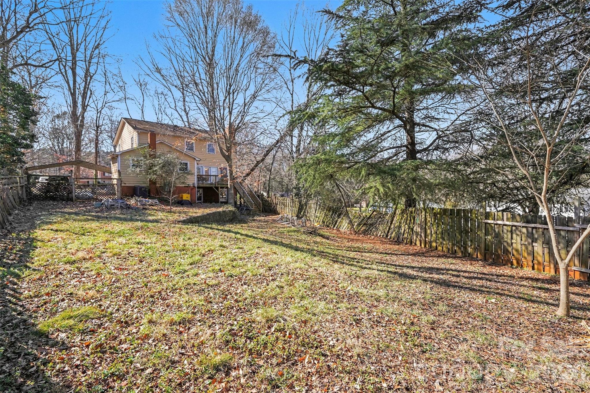 7144 Chapparall Ln, Charlotte, NC 28215