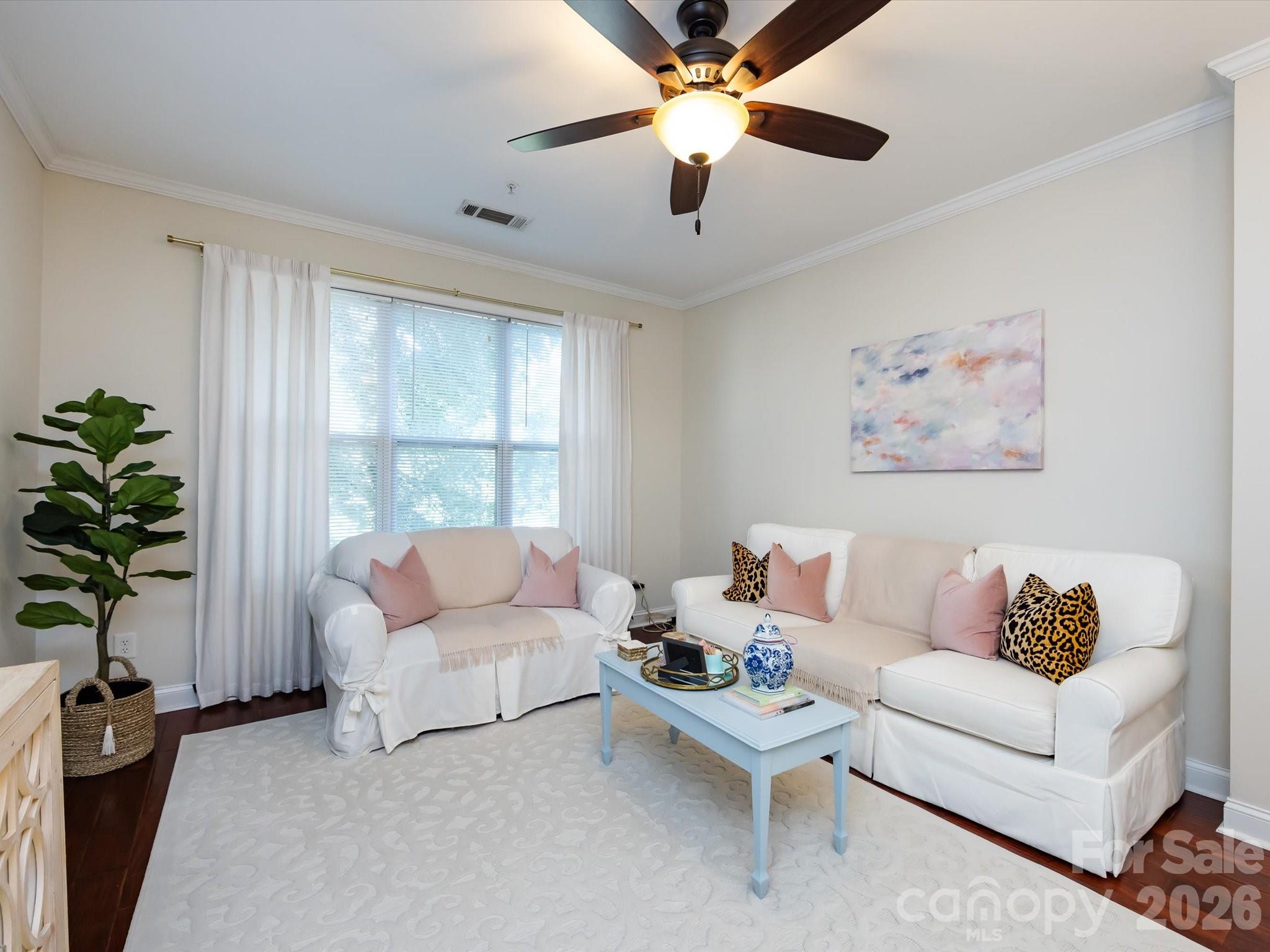 1000 E Woodlawn Rd #113, Charlotte, NC 28209