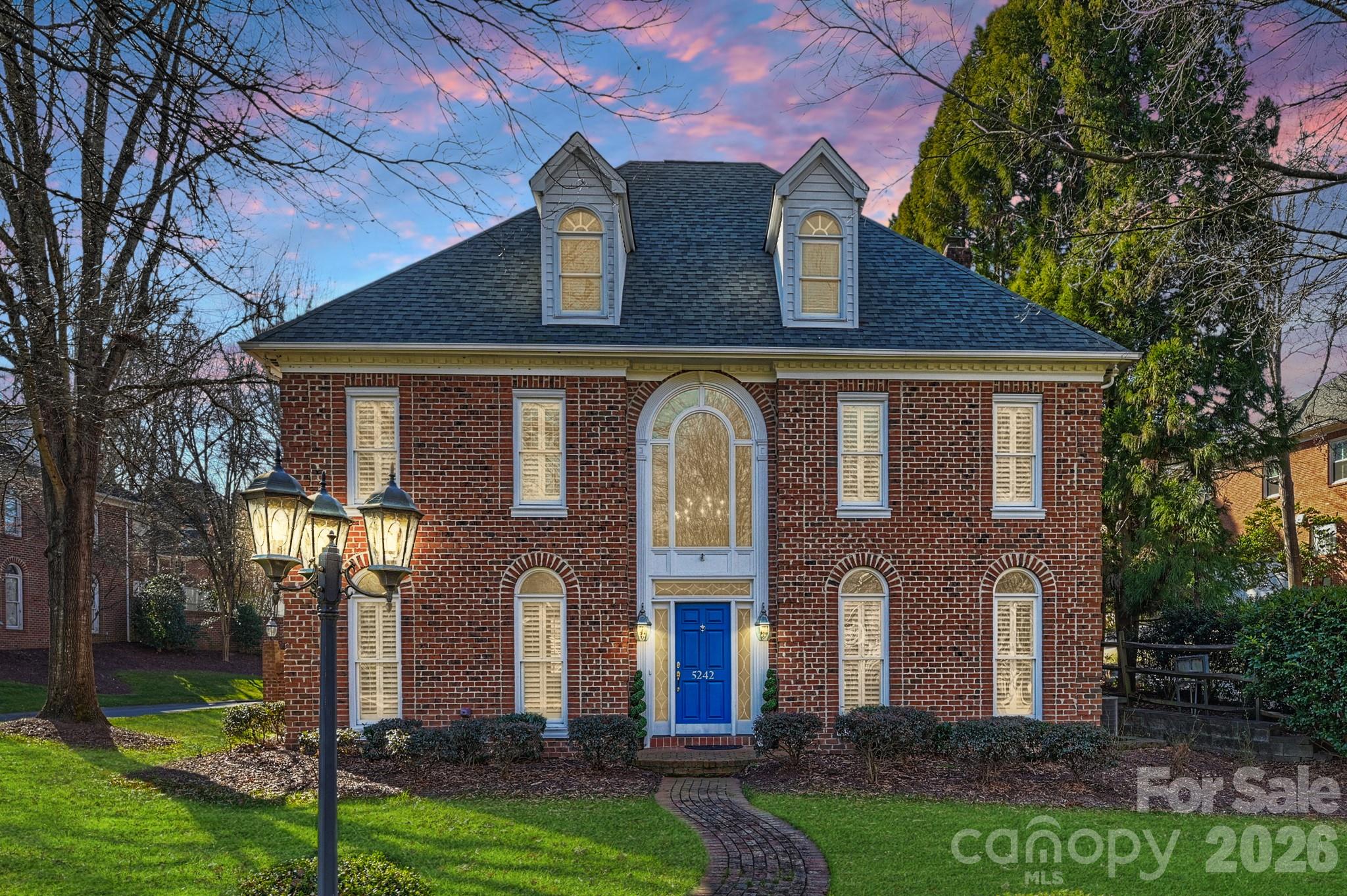 5242 Colony Rd, Charlotte, NC 28226