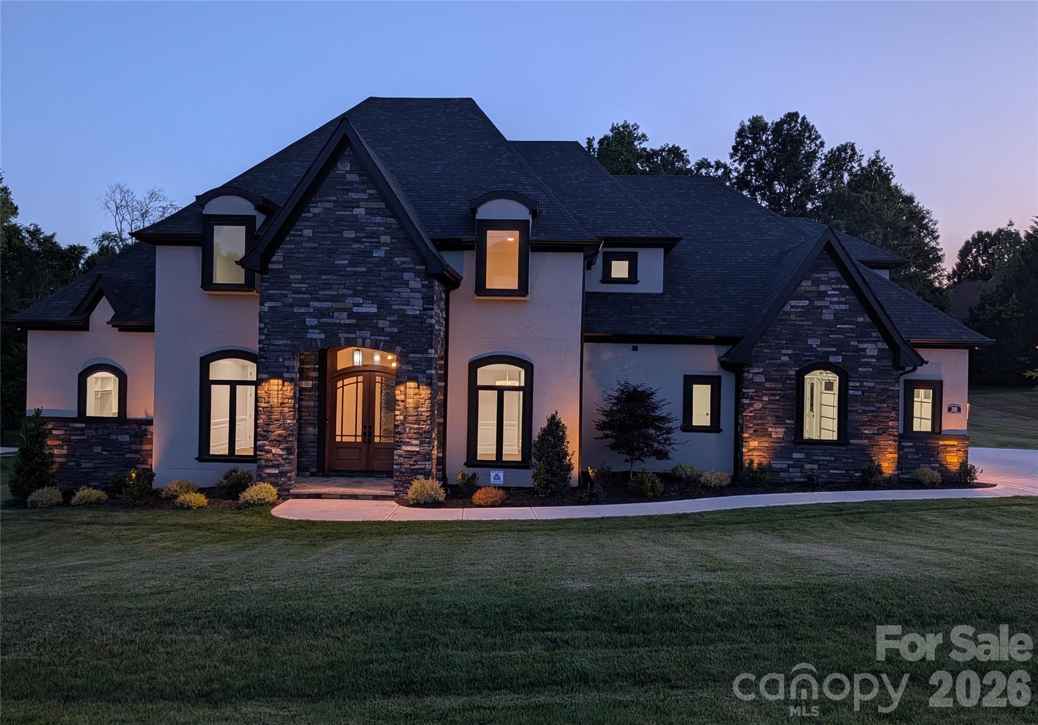 110 Hunts Landing Dr, Mooresville, NC 28117