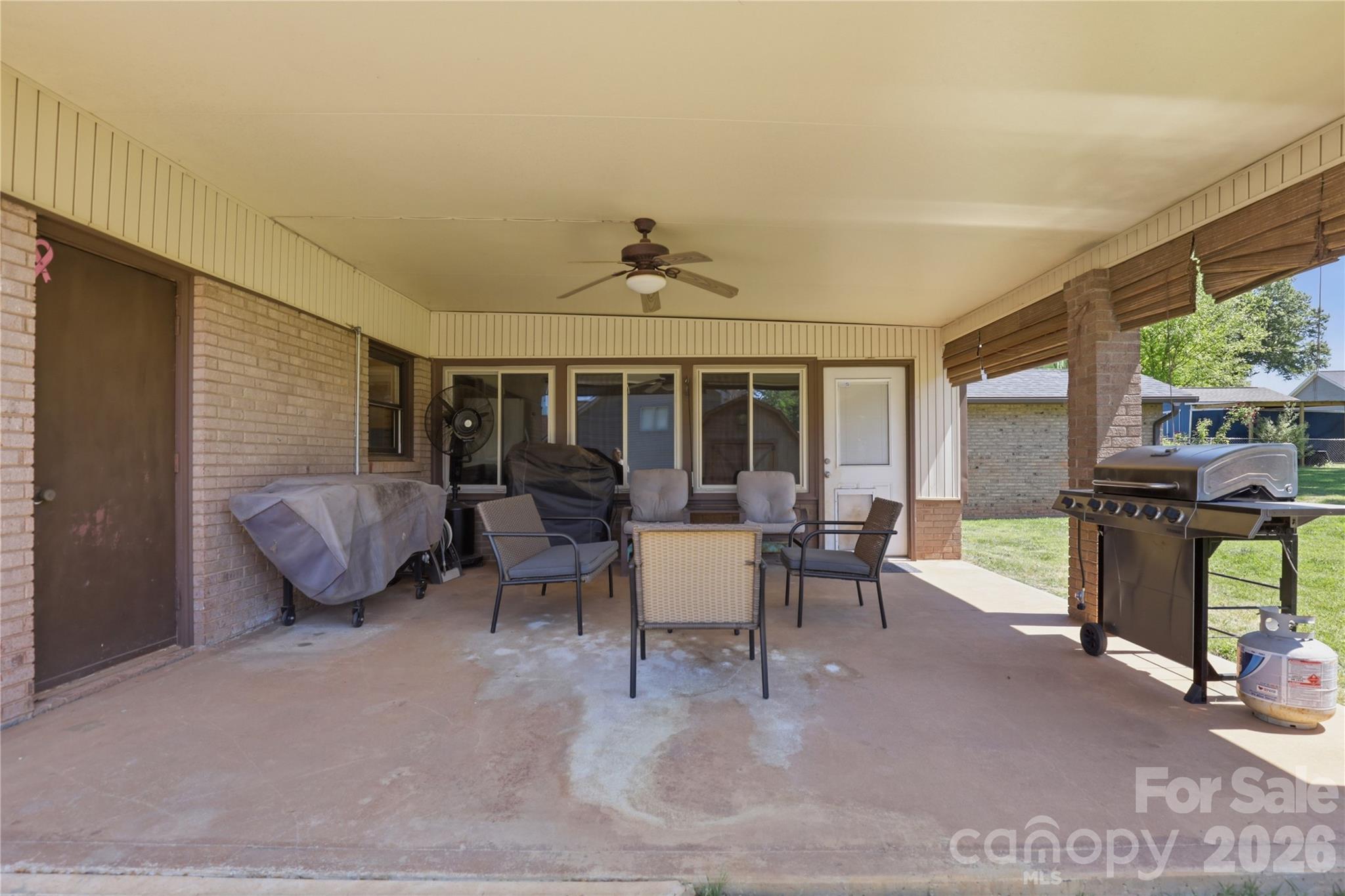125 Southwood Park Rd, Mooresville, NC 28117
