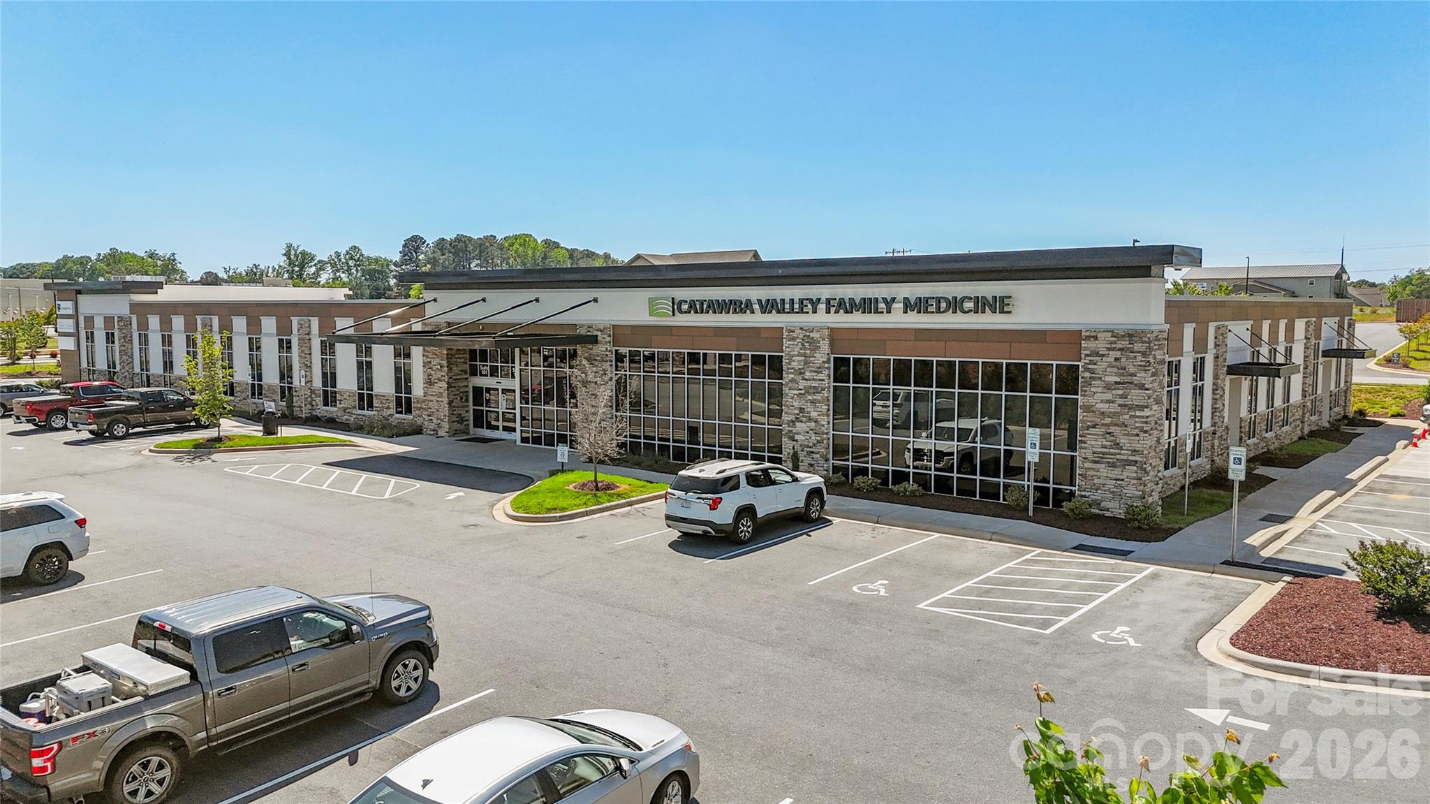 1476 Ardmore Dr, Sherrills Ford, NC 28673