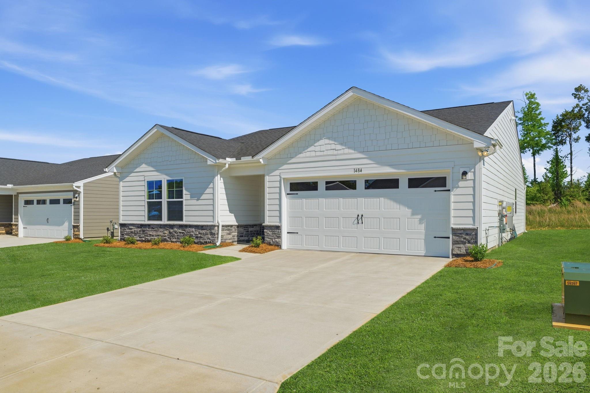 1484 Ardmore Dr, Sherrills Ford, NC 28673