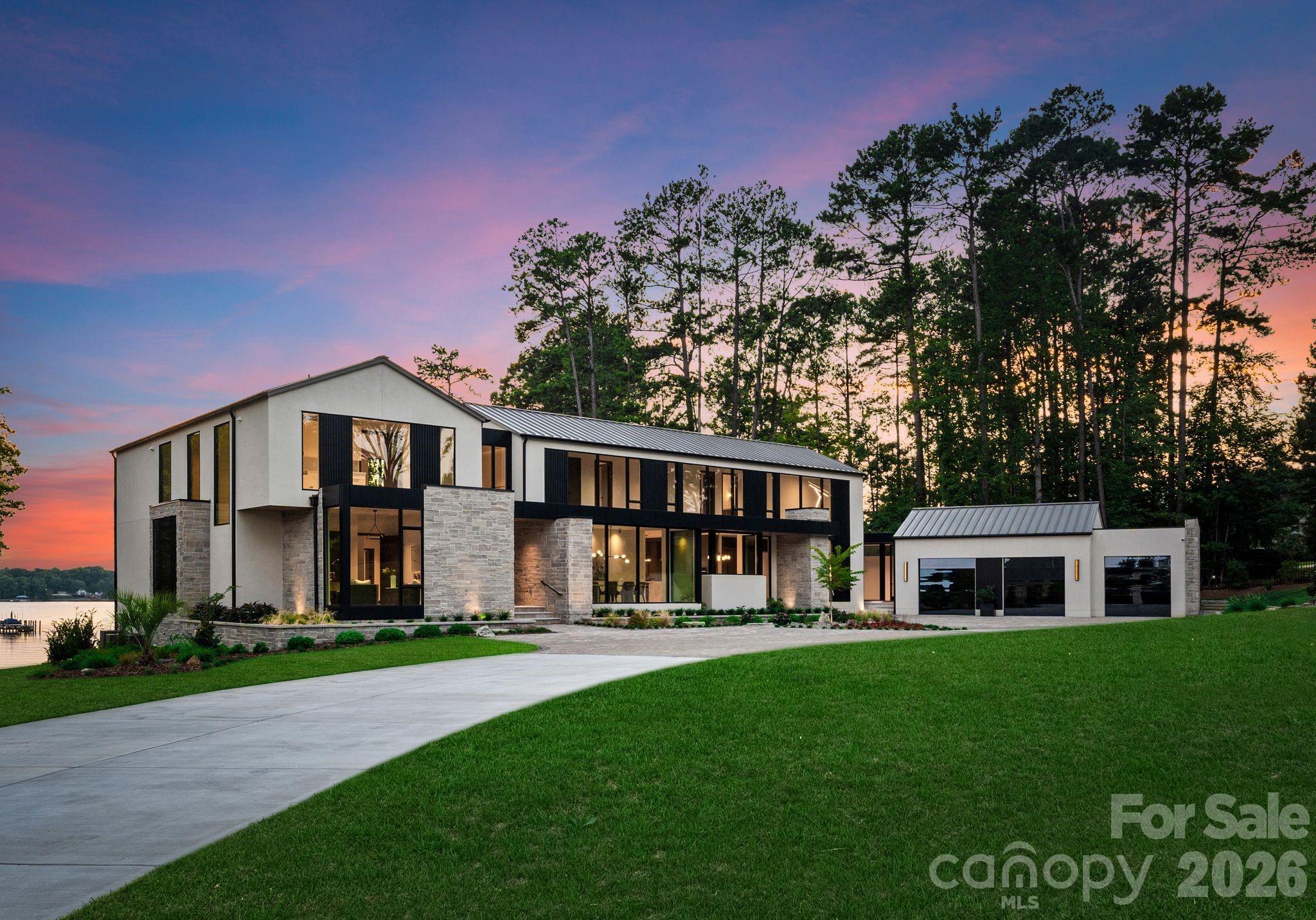 2536 Brawley School Rd, Mooresville, NC 28117