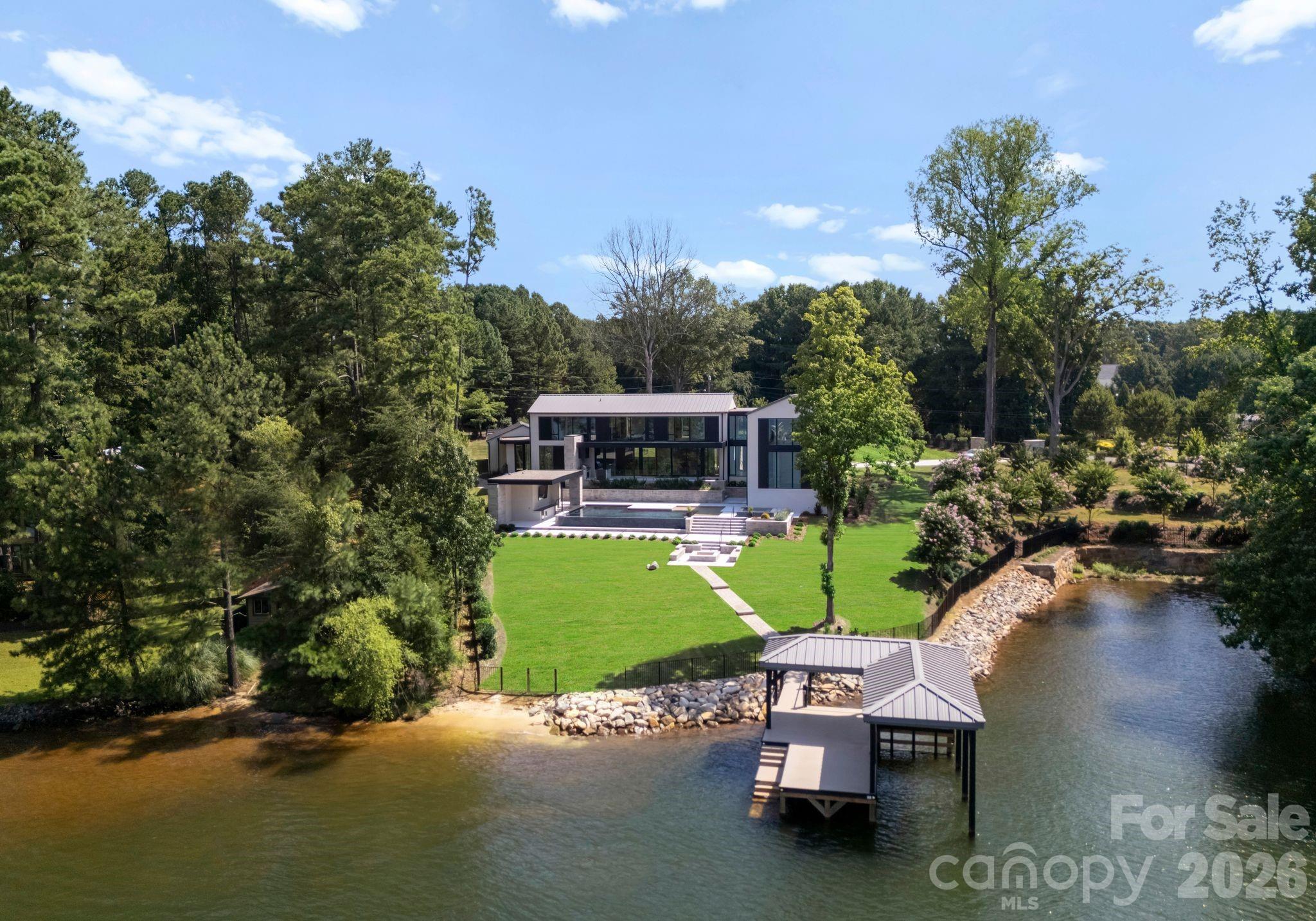 2536 Brawley School Rd, Mooresville, NC 28117