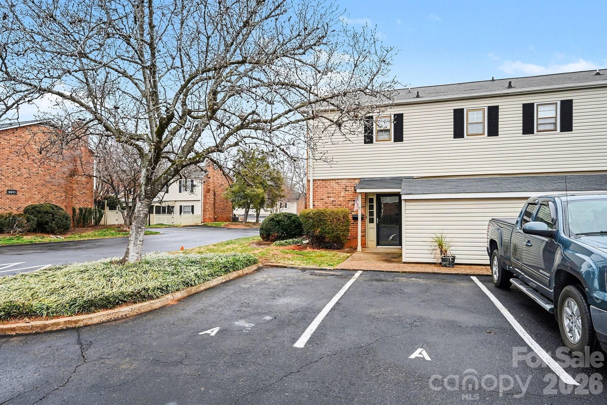 5947 Quail Hollow Rd #A, Charlotte, NC 28210