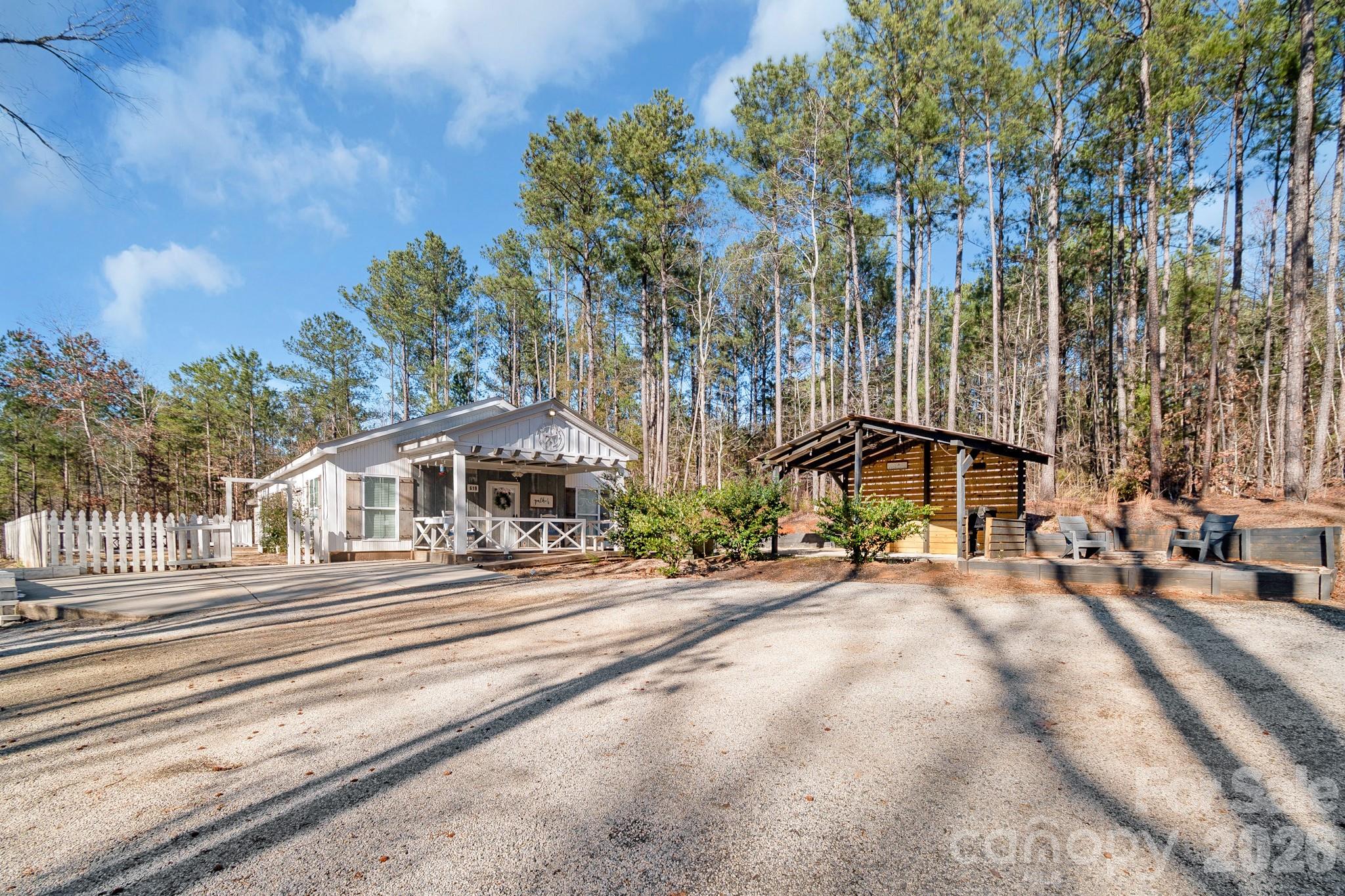 619 Hubbard Dr, Lancaster, SC 29720