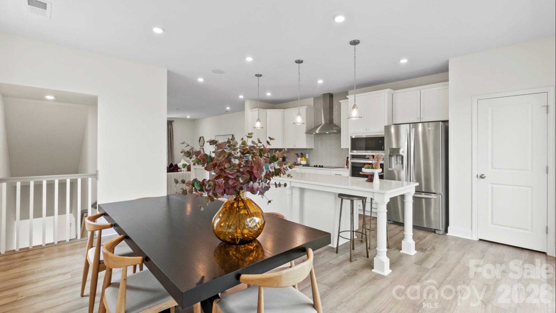3027 Rozzelles Ferry Rd, Charlotte, NC 28208