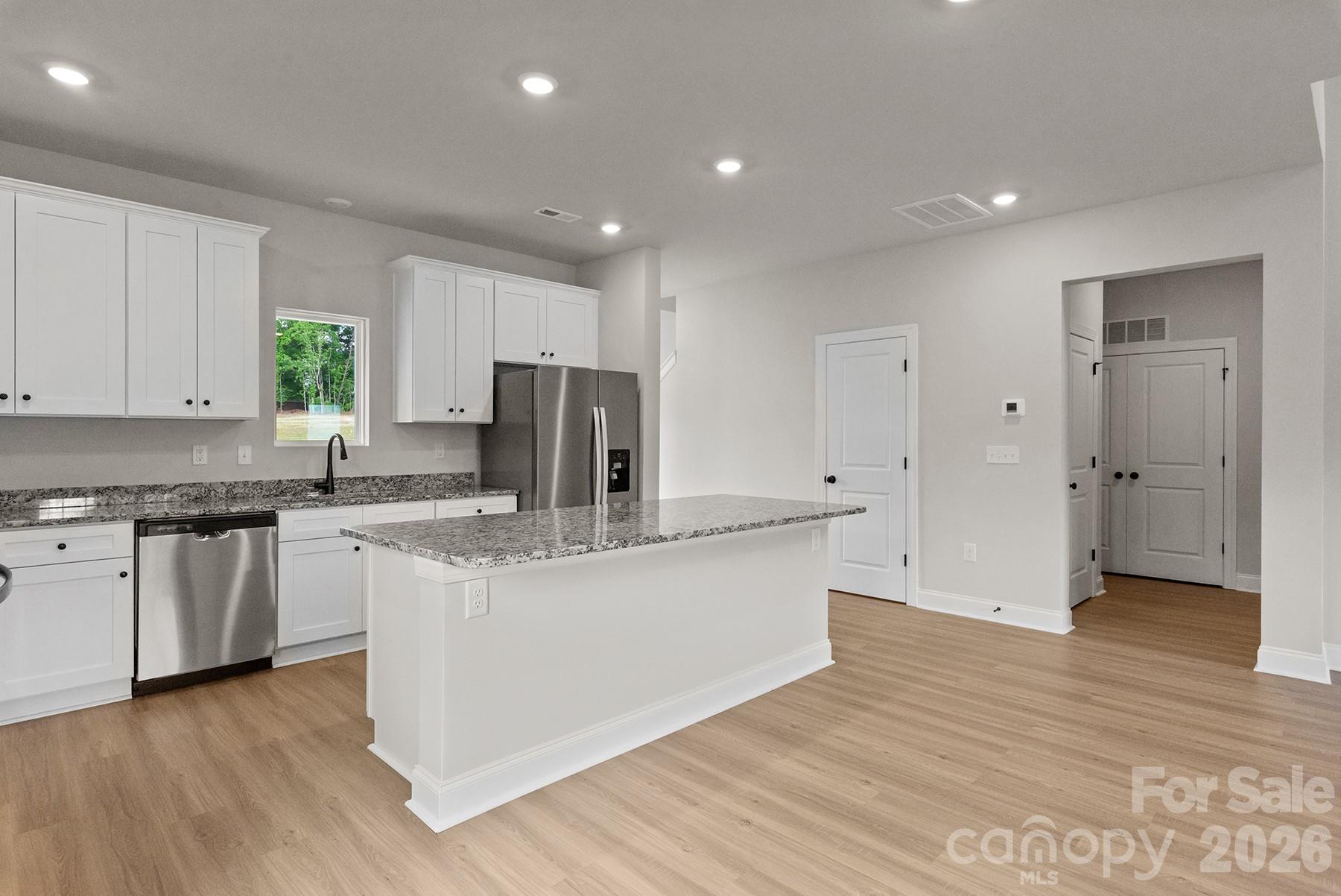 3610 Narrow Dr, Charlotte, NC 28215