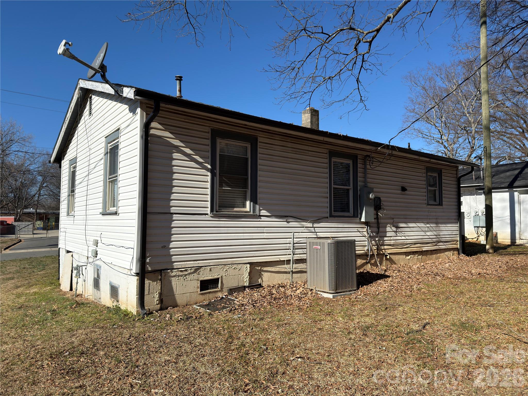 2431 Carmine St, Charlotte, NC 28206