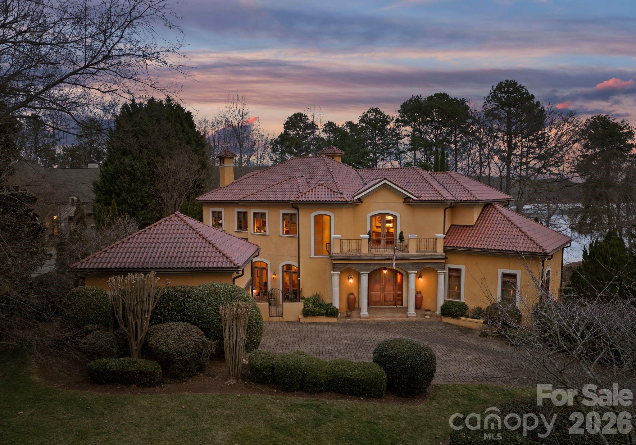 201 Brawley Harbor Pl, Mooresville, NC 28117