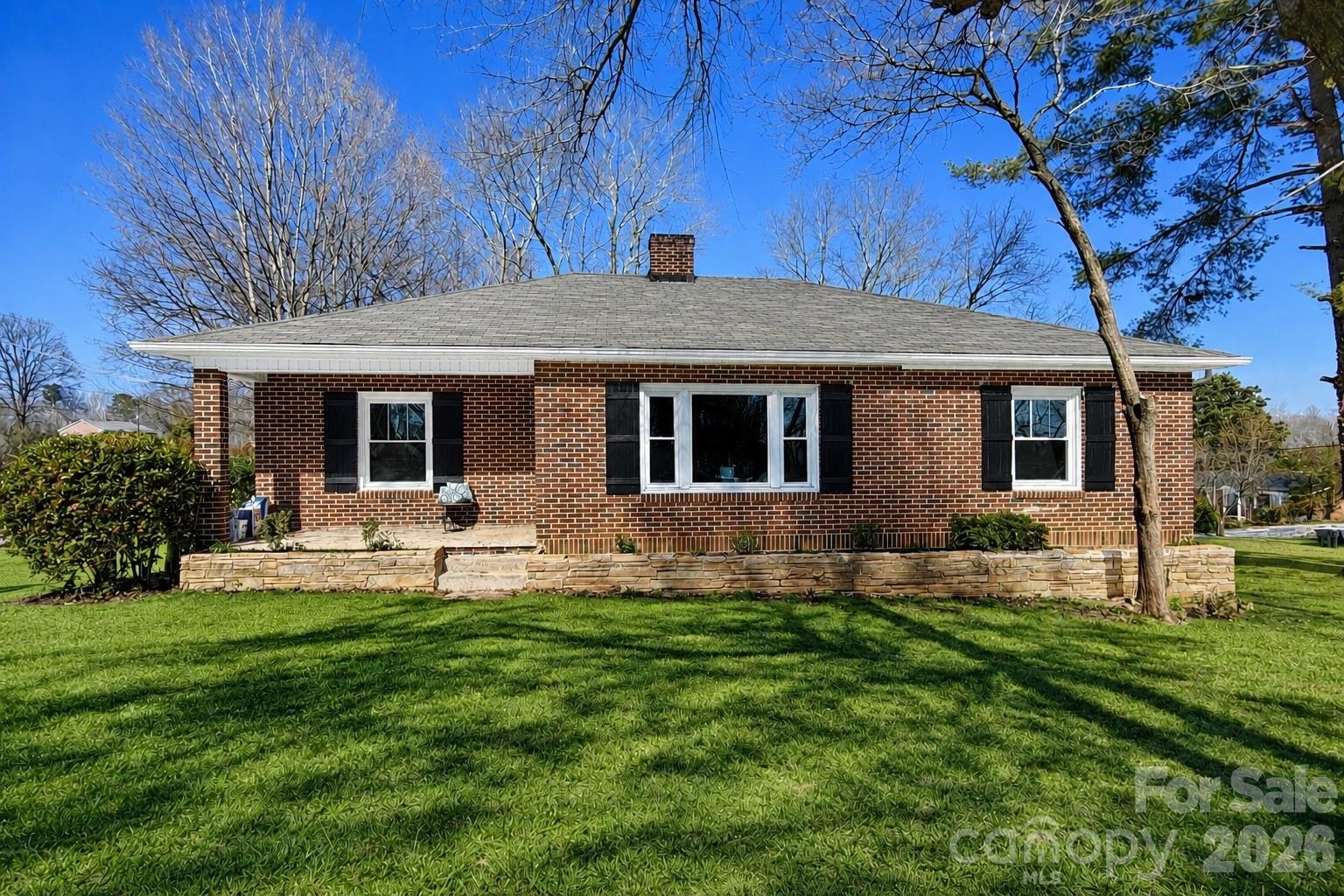 531 21st Ave NE, Hickory, NC 28601