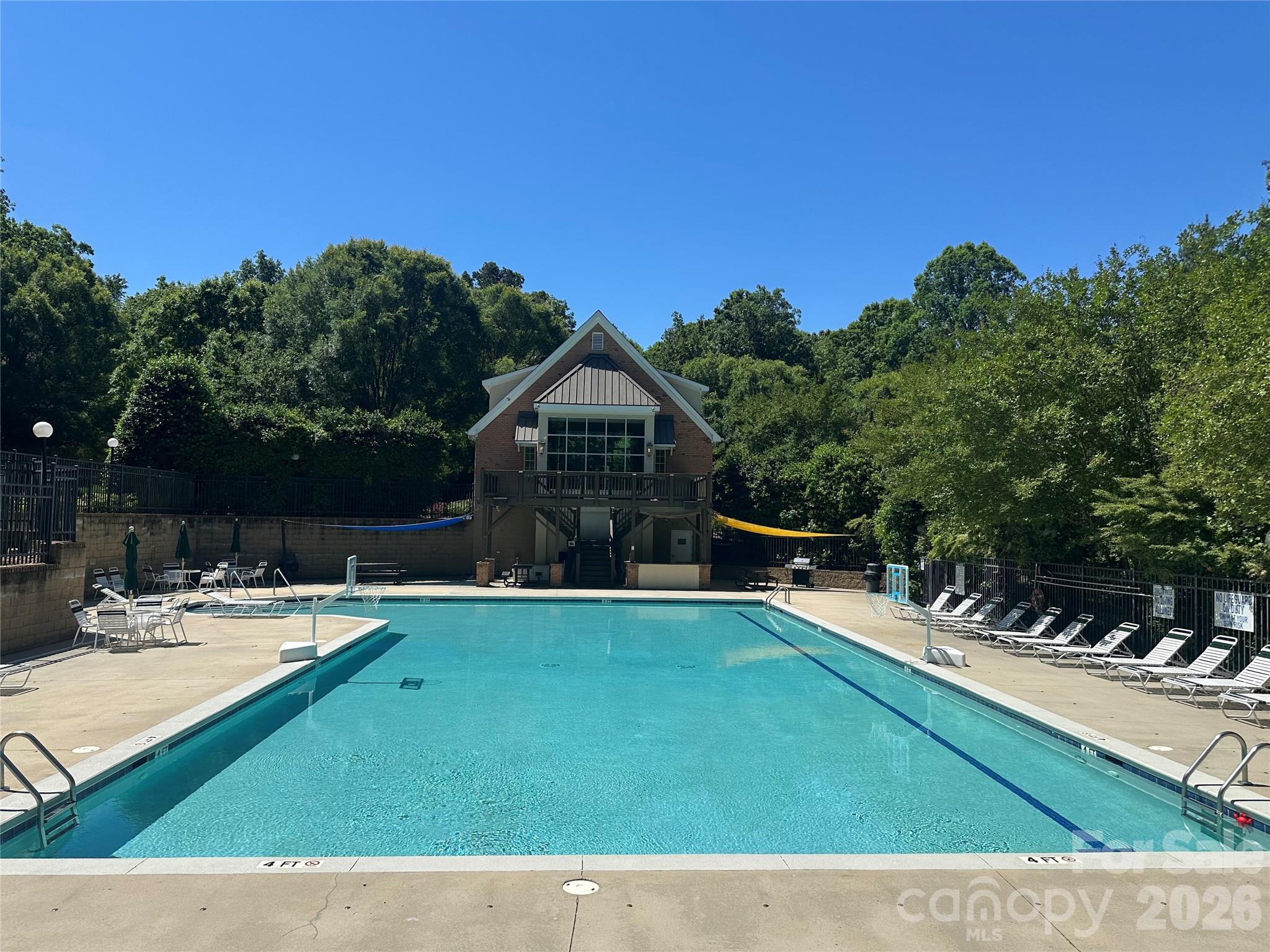 932 Thorn Ridge Ln, Clover, SC 29710