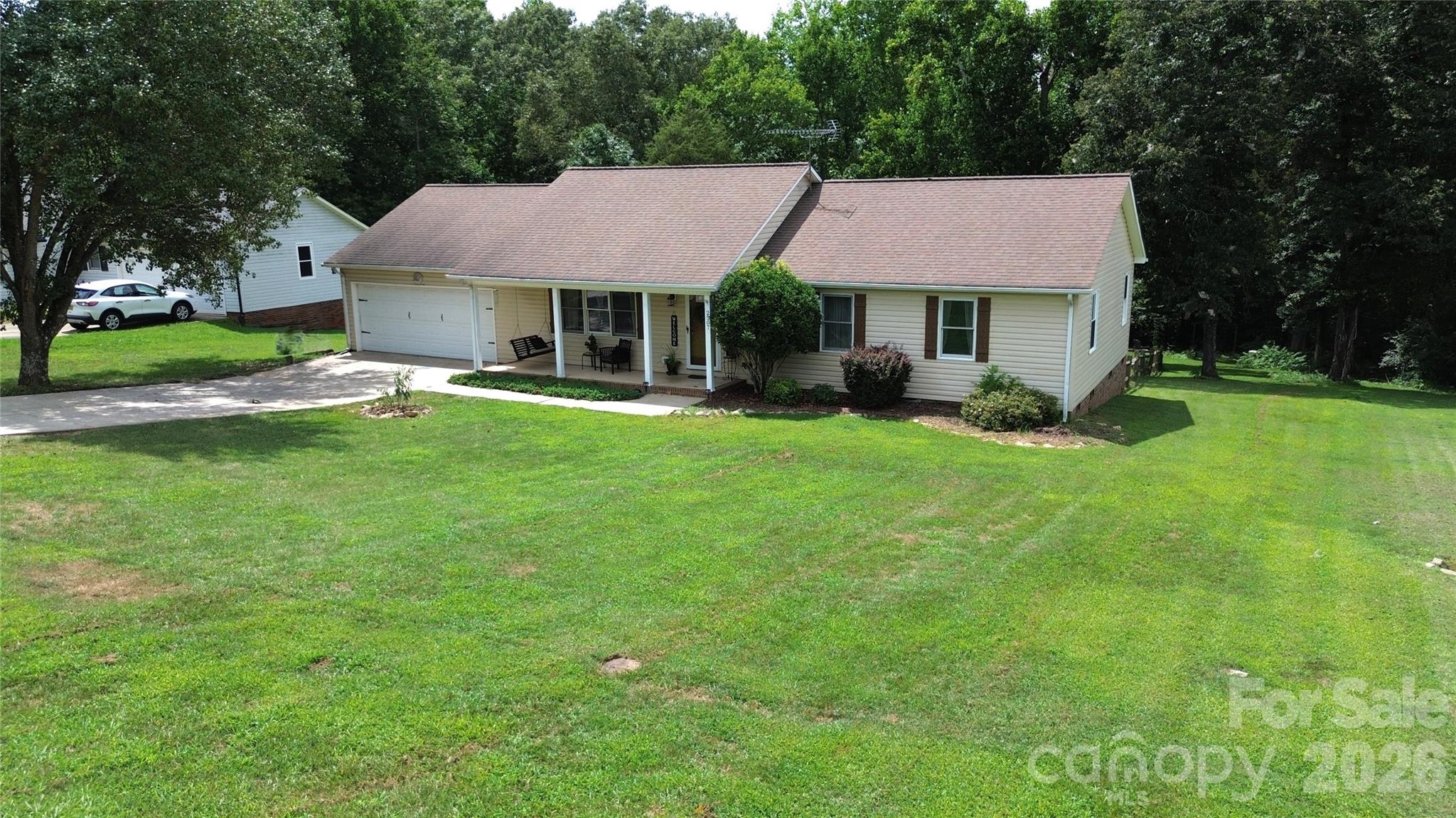 2507 Otis Dellinger Rd, Lincolnton, NC 28092