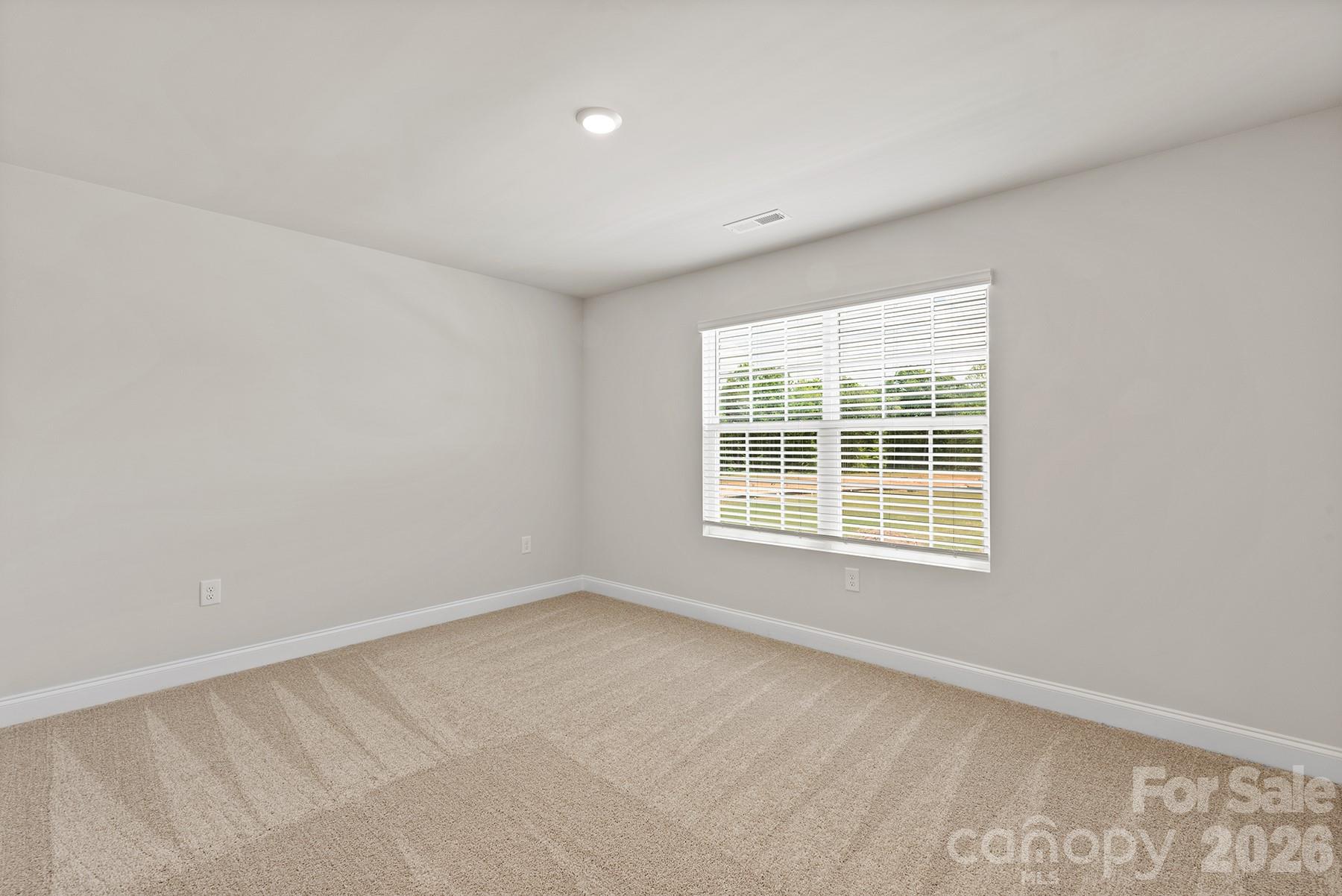 6710 Fairford Dr, Charlotte, NC 28215
