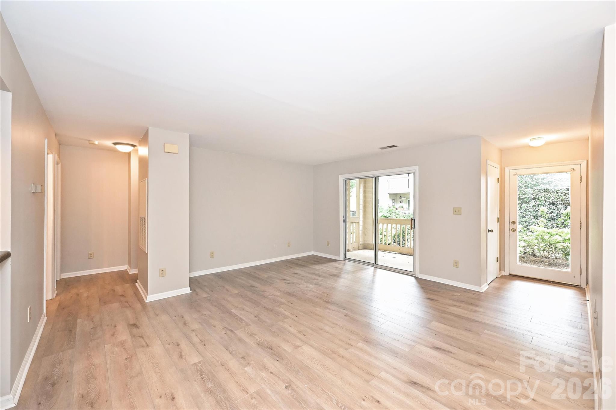 1031 Churchill Downs Ct #H, Charlotte, NC 28211