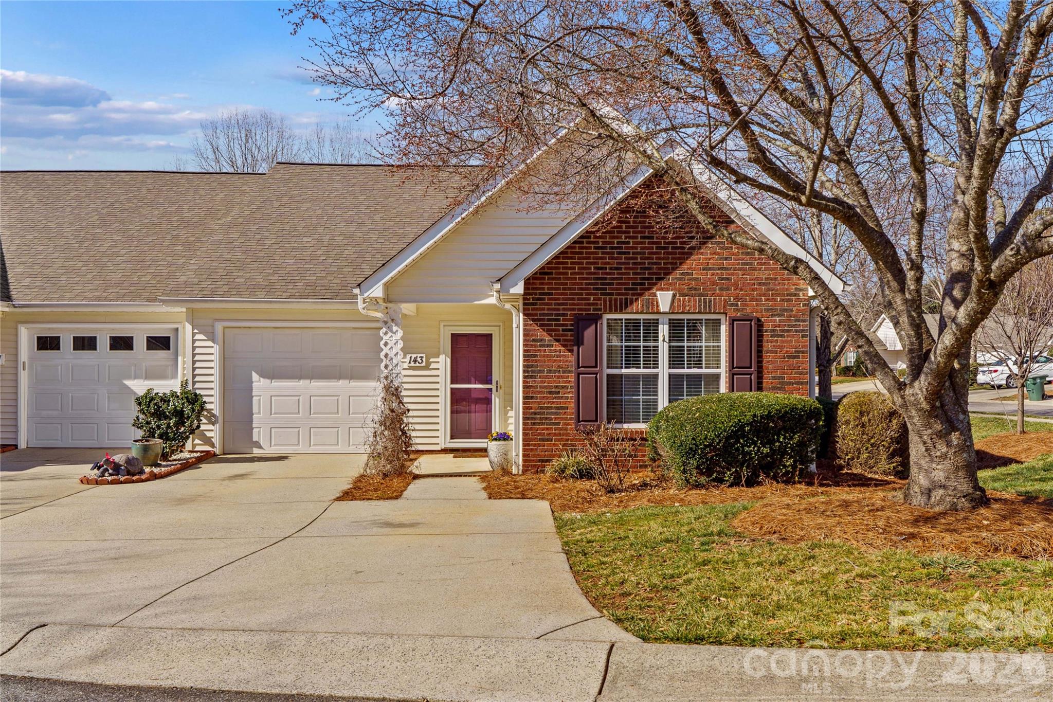 143 Ashwood Ln, Mooresville, NC 28117