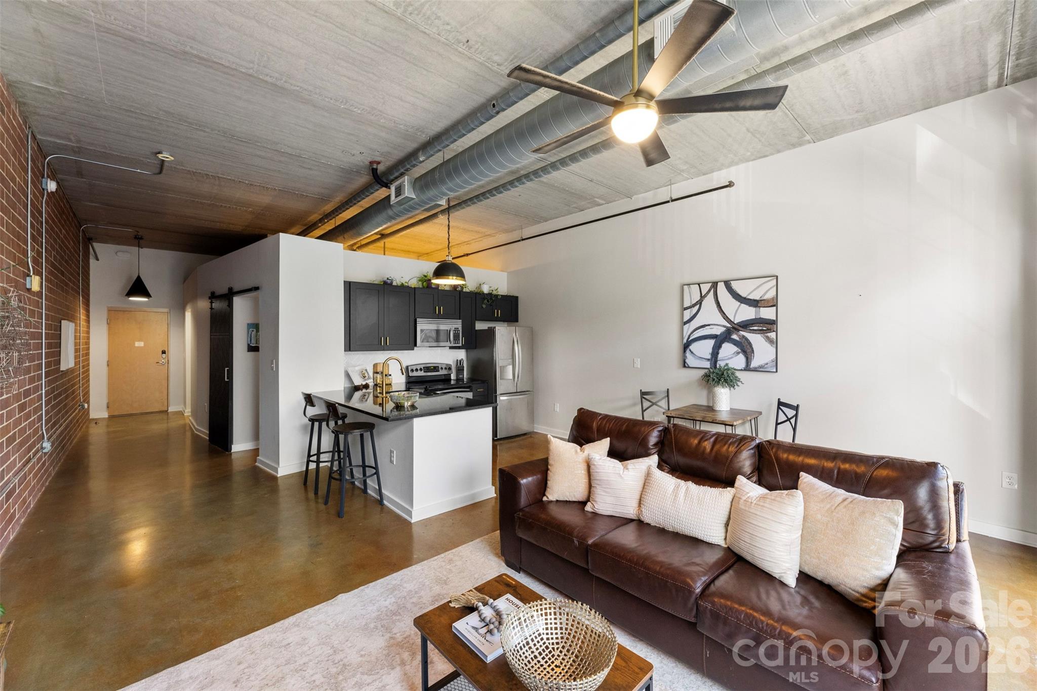626 N Graham St #205, Charlotte, NC 28202