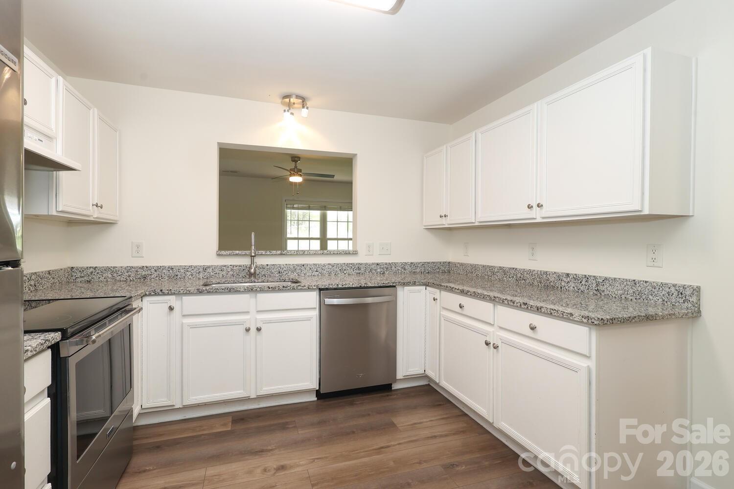 7685 Keistlers Store Rd, Sherrills Ford, NC 28673