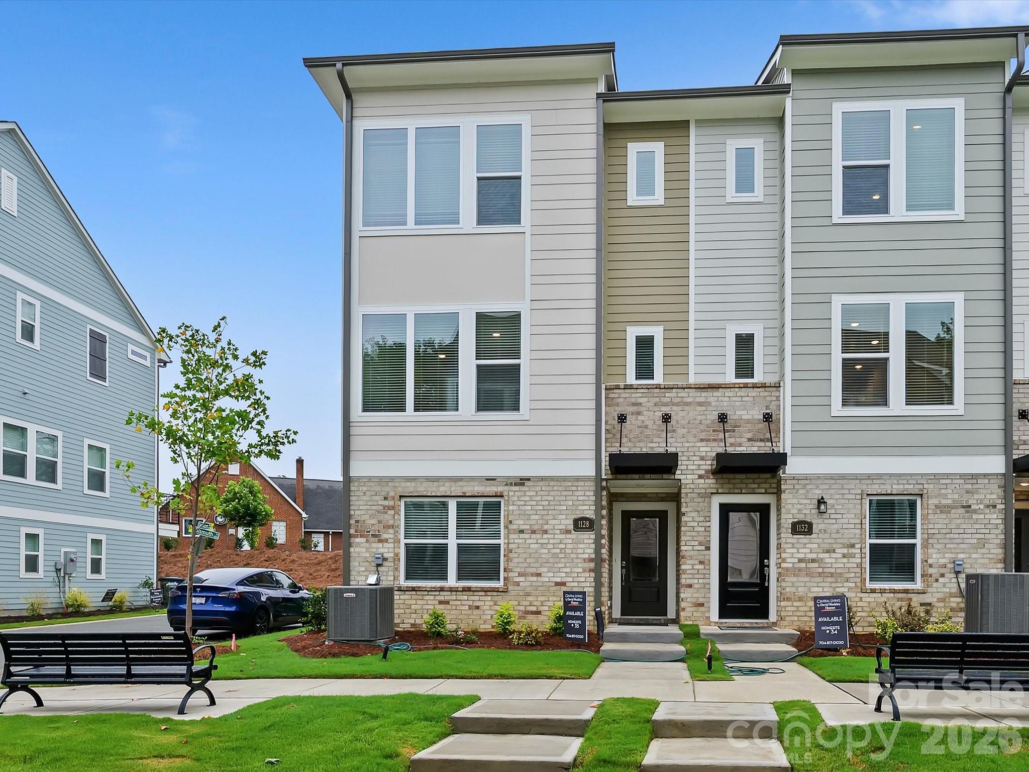 1128 Bismuth Ln, Charlotte, NC 28211