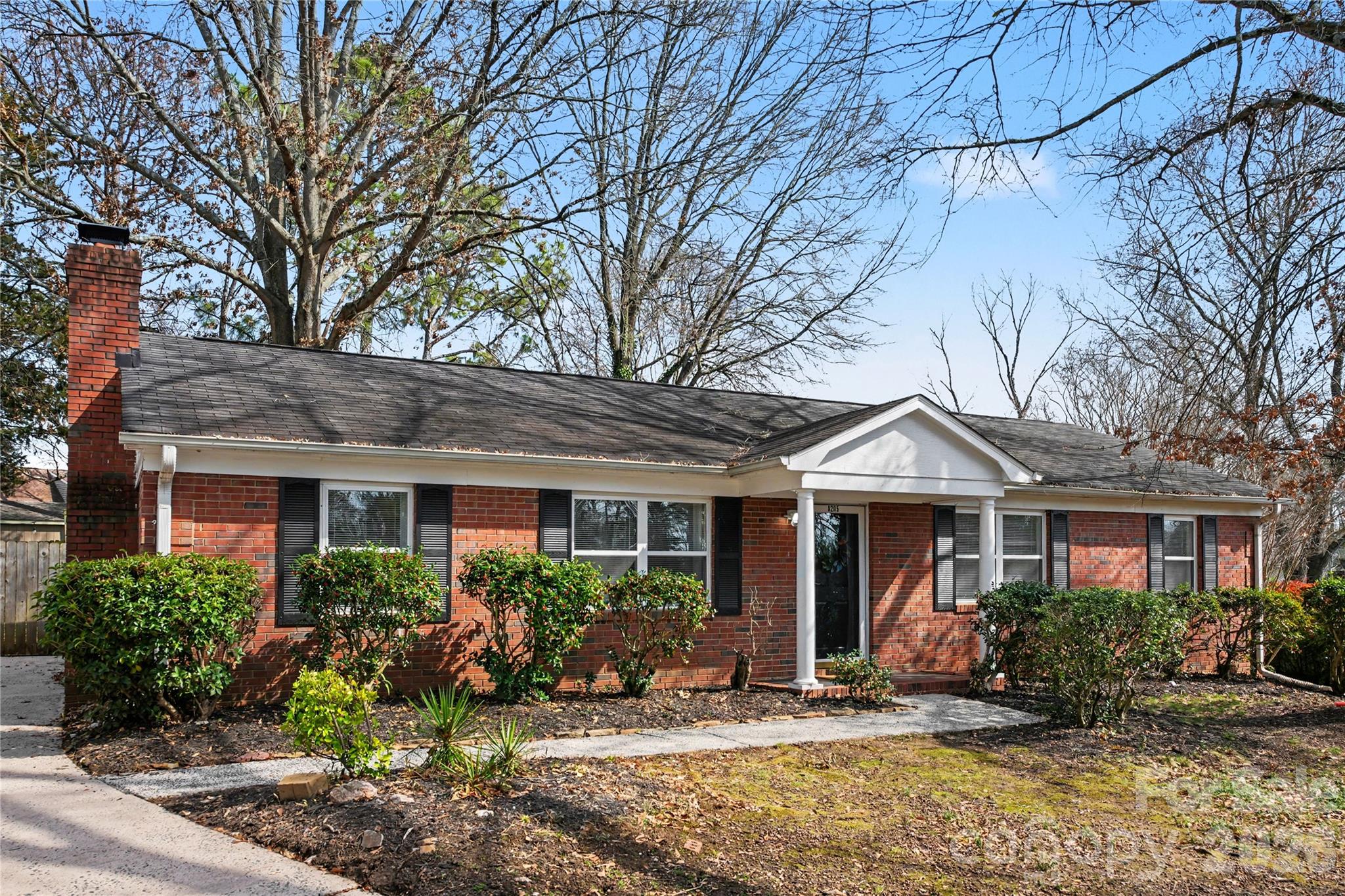 8205 Meadowind Cir, Charlotte, NC 28226