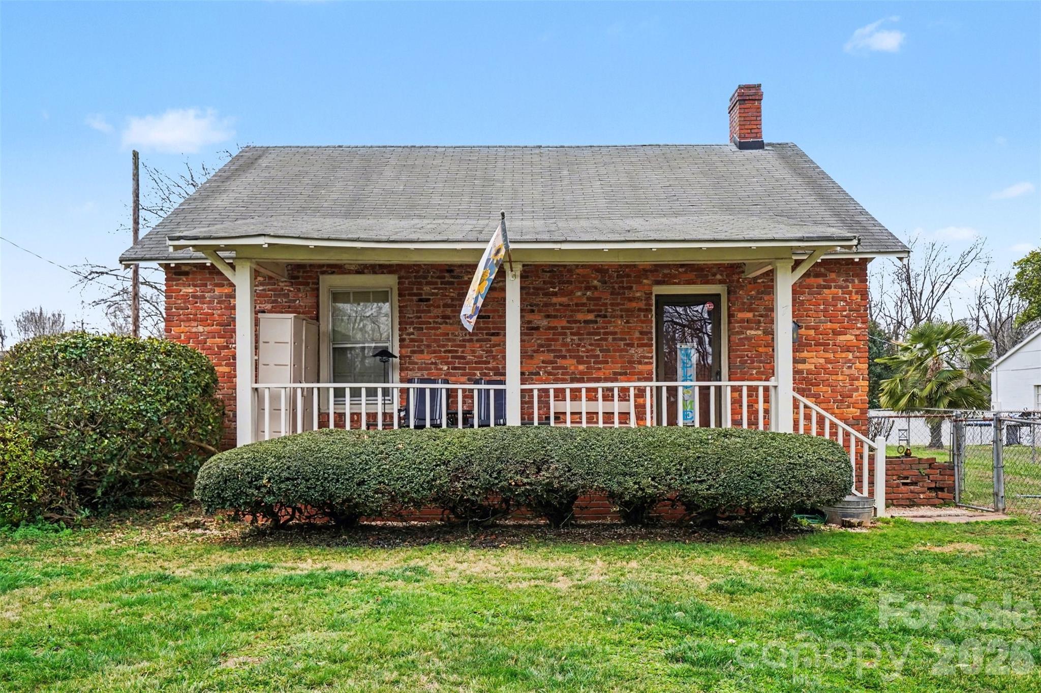 7 Stowe St, Lowell, NC 28098