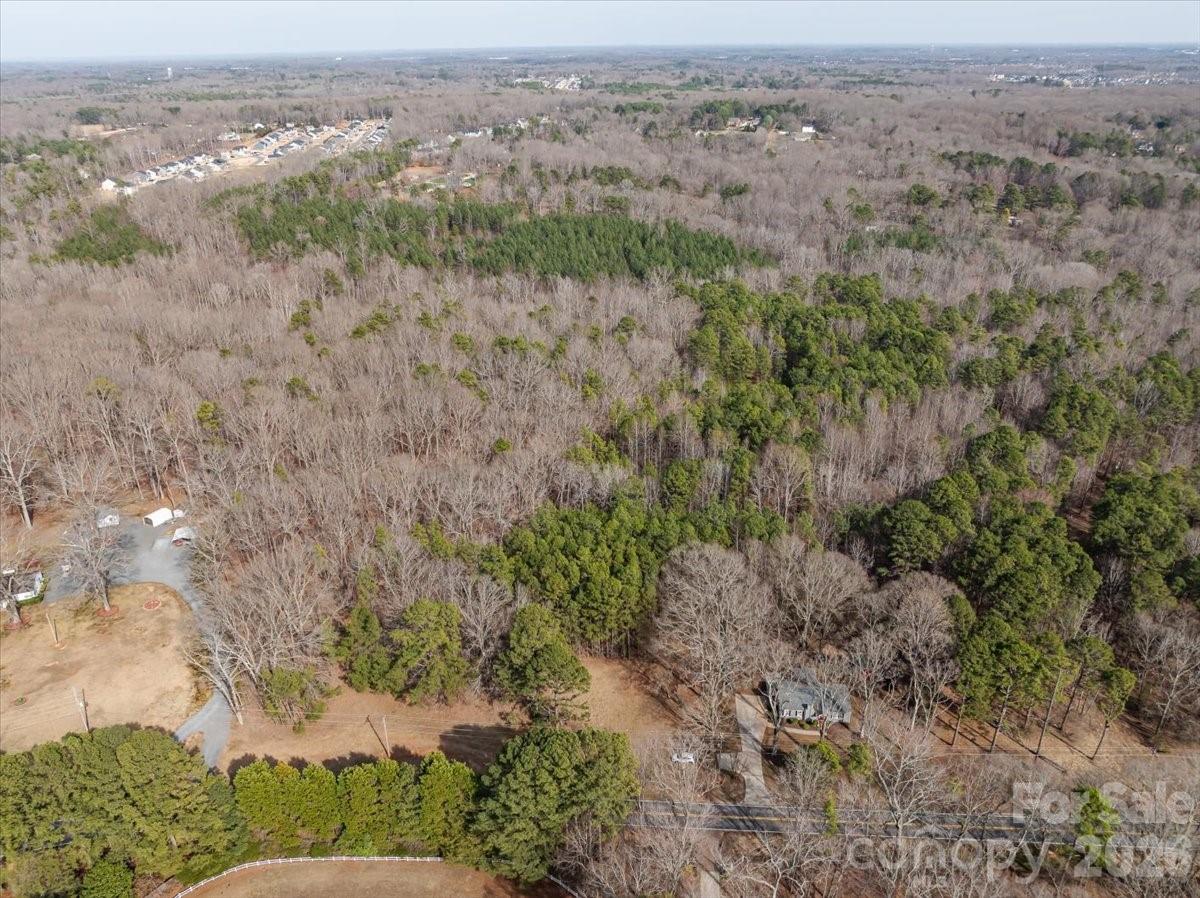 3109 Forest Lawn Dr, Matthews, NC 28104