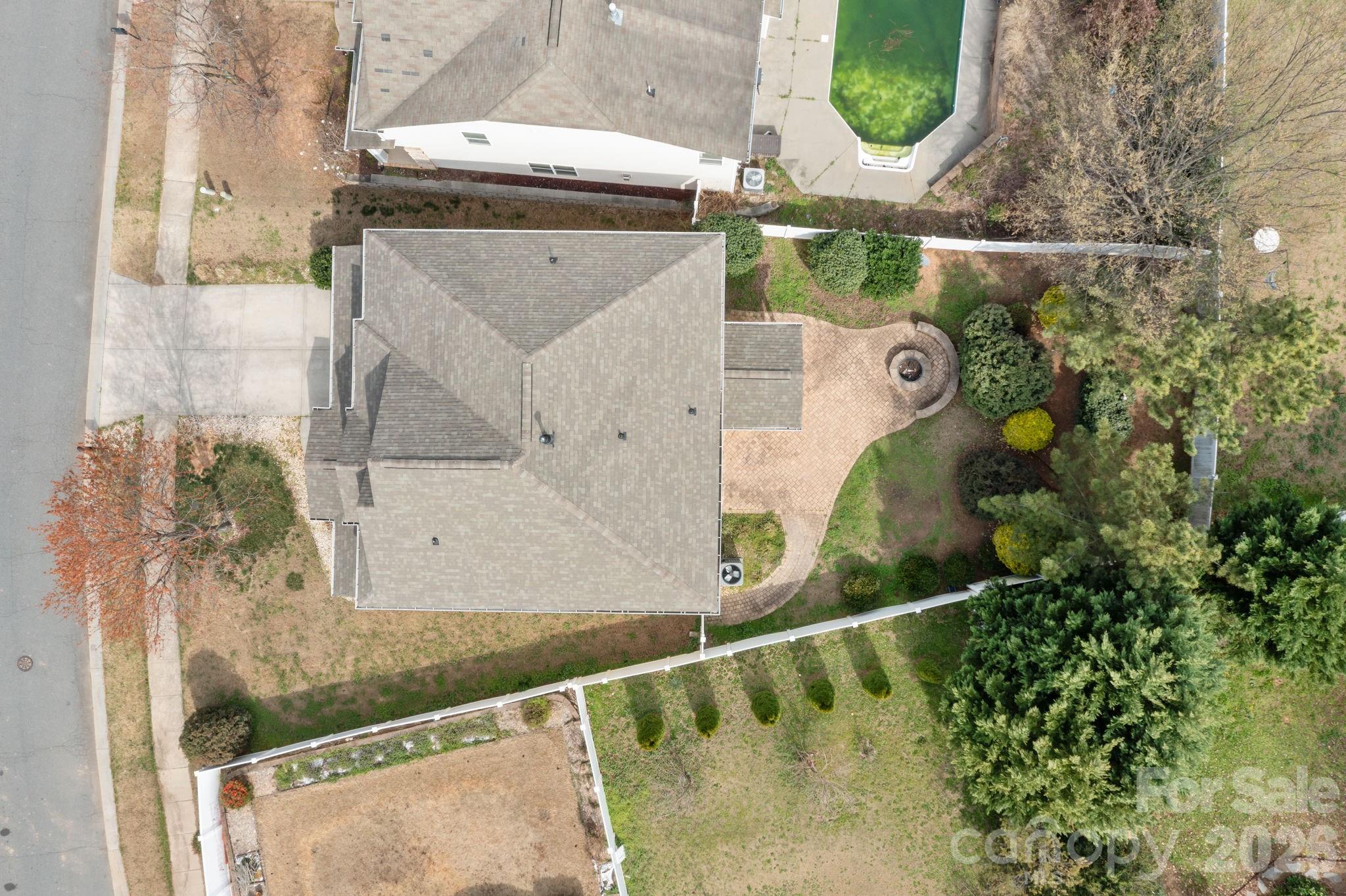 108 Sand Spur Dr, Mooresville, NC 28117