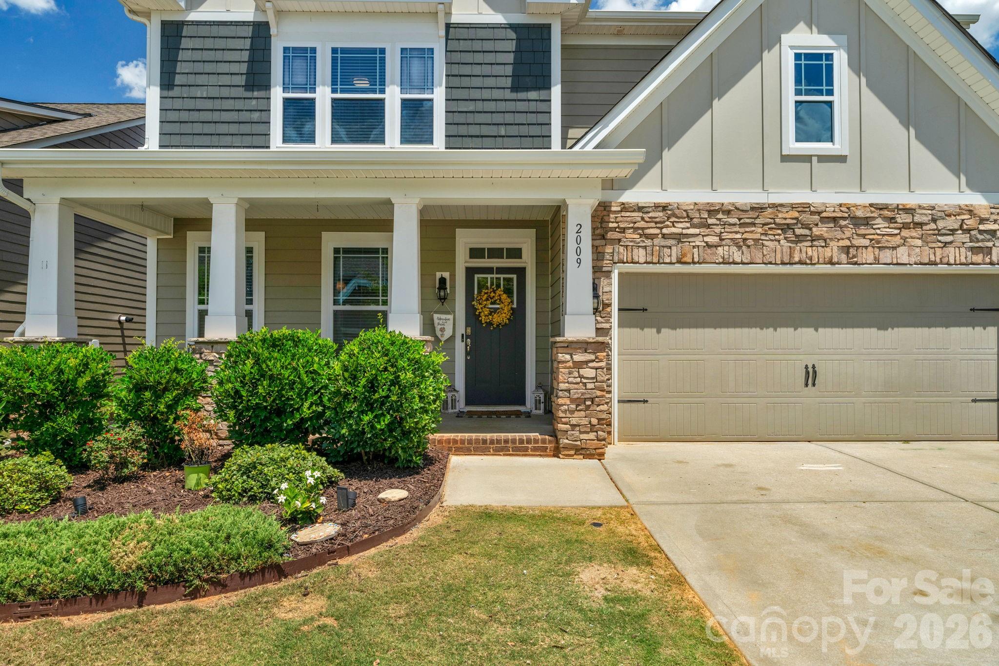 2009 Burton Point Ct, Waxhaw, NC 28173
