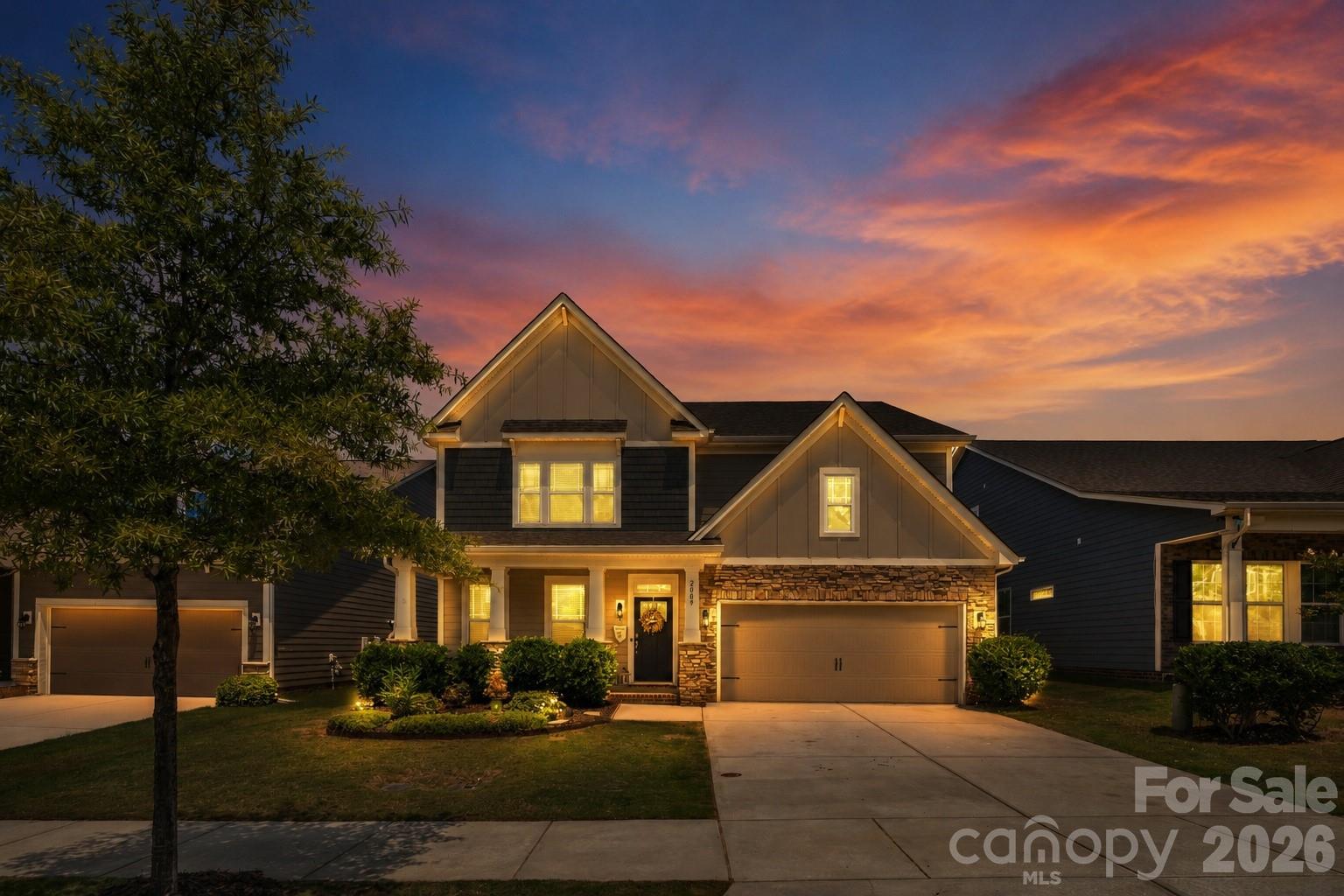 2009 Burton Point Ct, Waxhaw, NC 28173