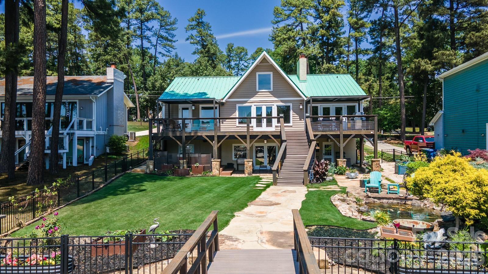 20919 Island Forest Dr, Cornelius, NC 28031