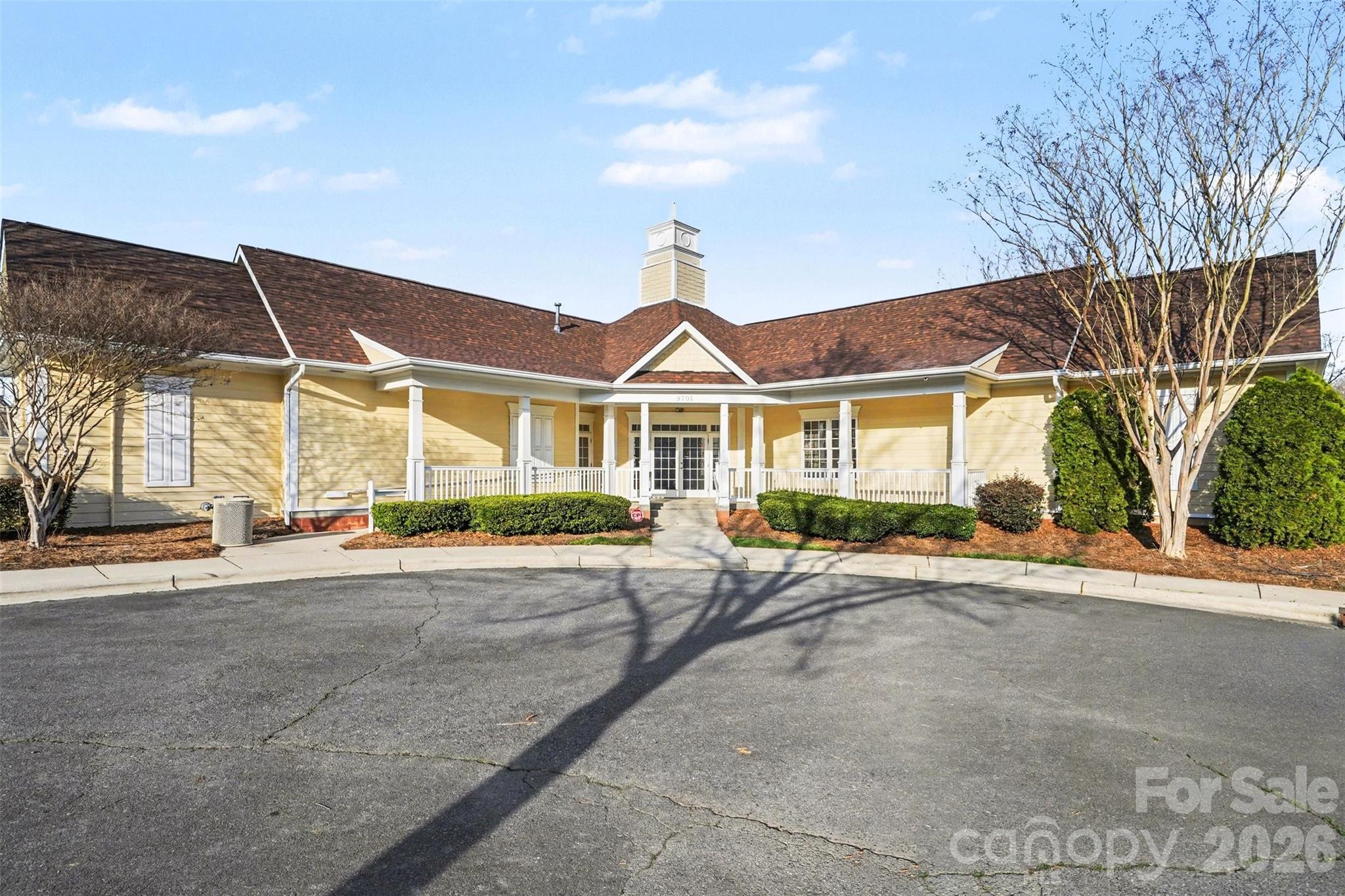 2419 Impatien Dr, Charlotte, NC 28215