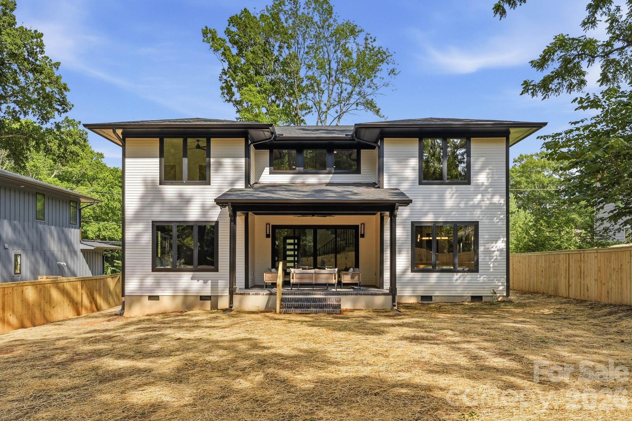 1427 N Sharon Amity Rd, Charlotte, NC 28211
