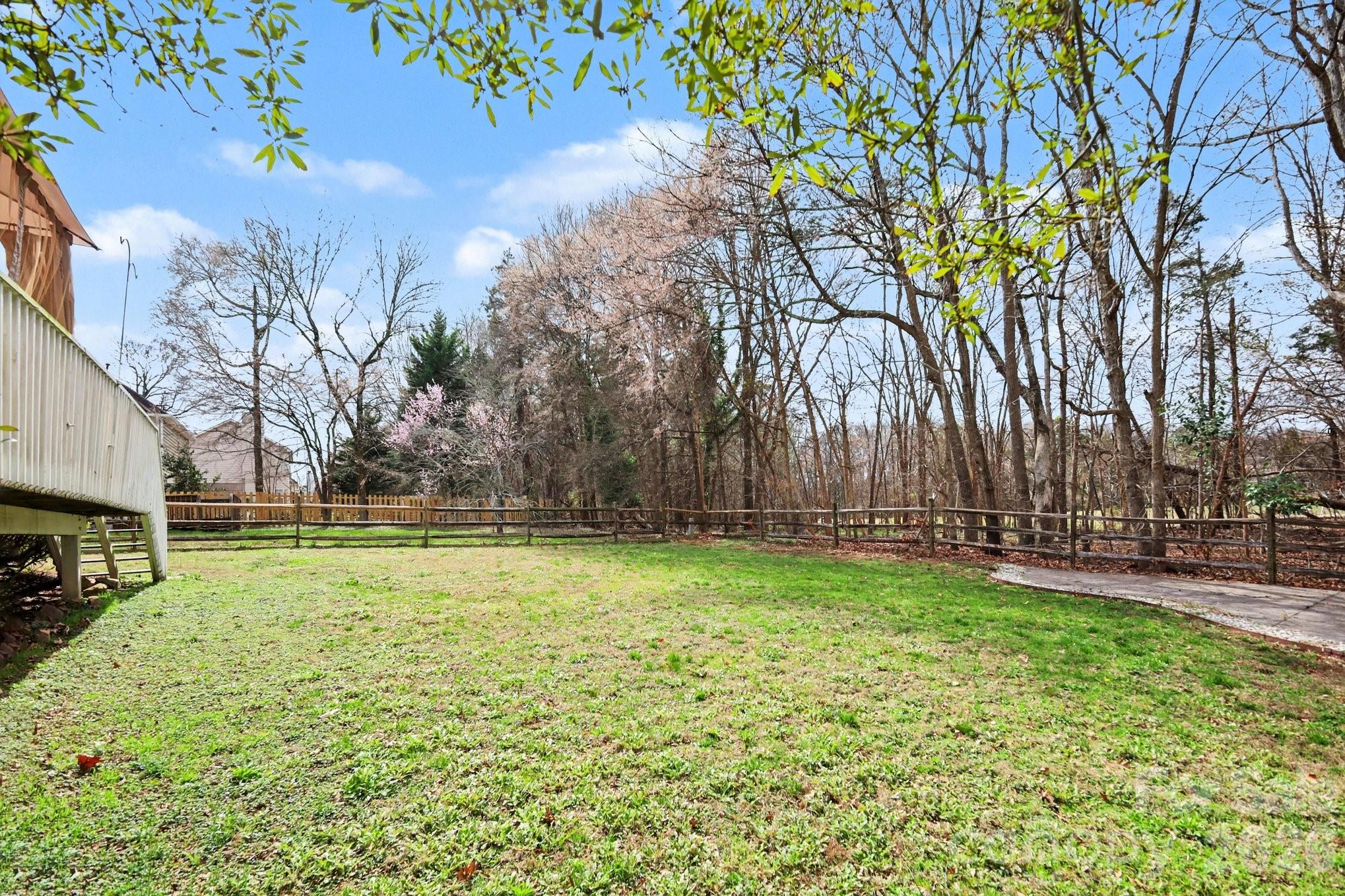 2518 Pimpernel Rd, Charlotte, NC 28213