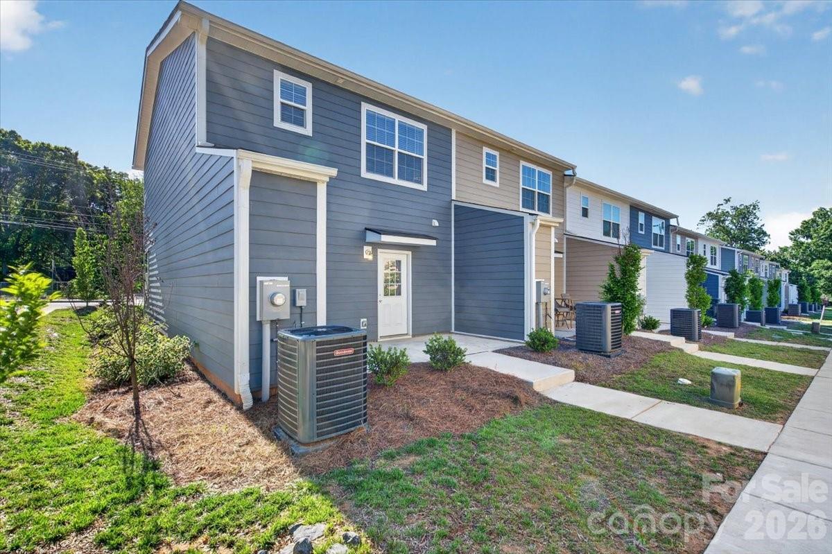 344 Lincoln St #E, Concord, NC 28025