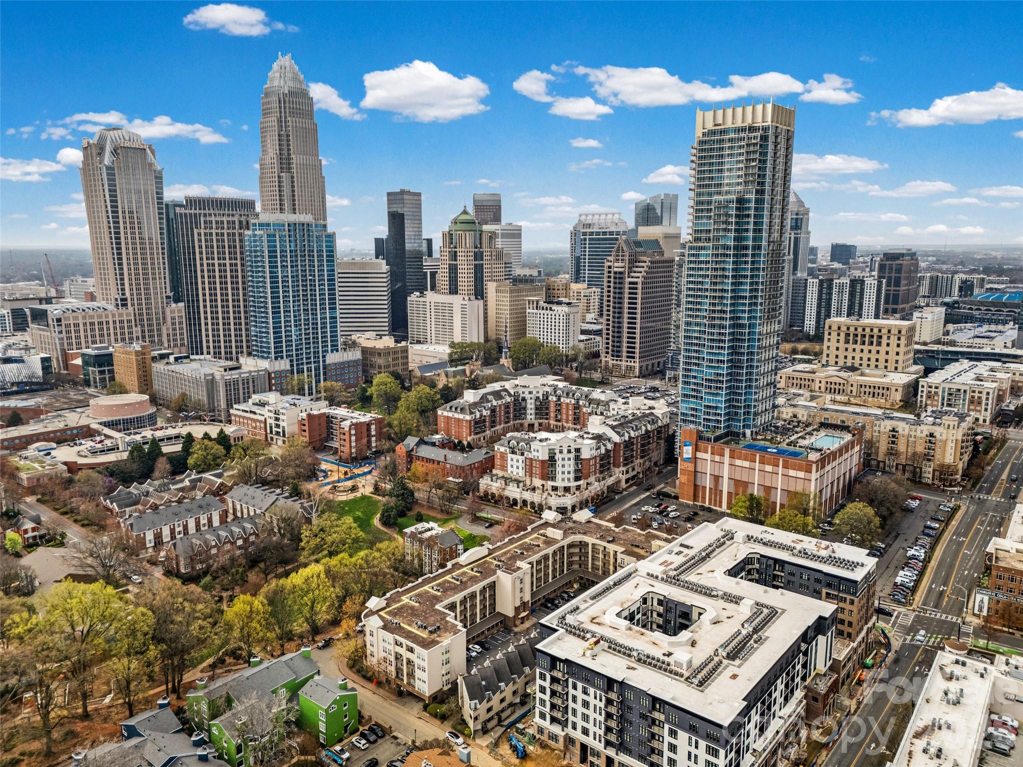 405 W 7th St #508, Charlotte, NC 28202