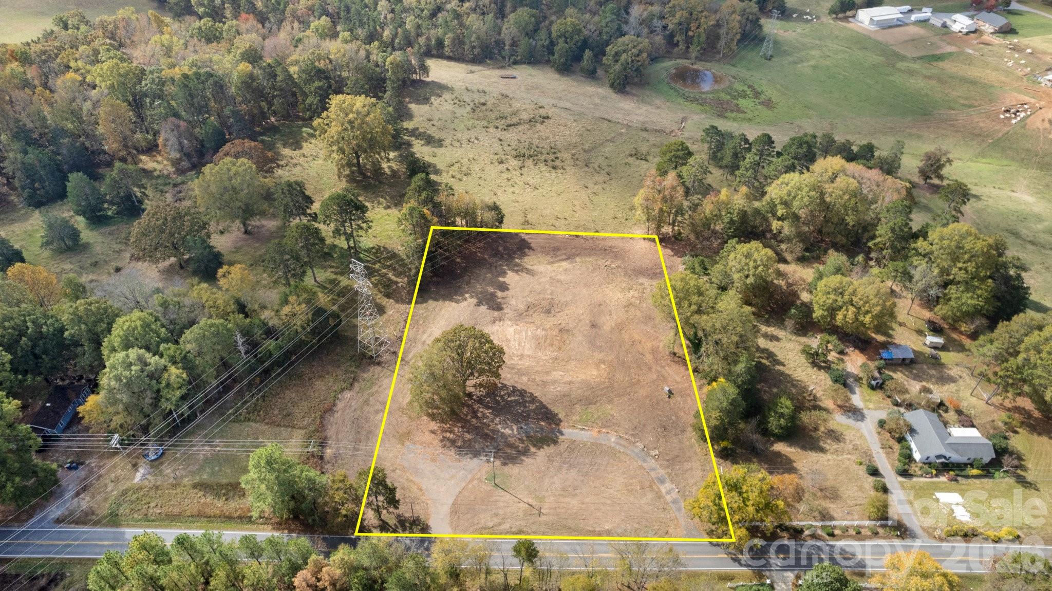 13820 E Rocky River Rd #1, Davidson, NC 28036