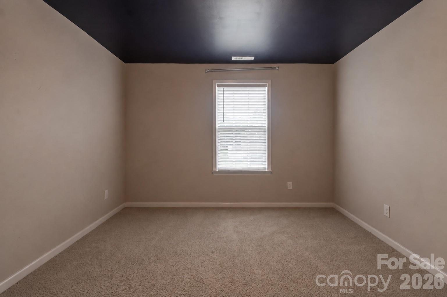 4320 Staffordshire Ln, Charlotte, NC 28213