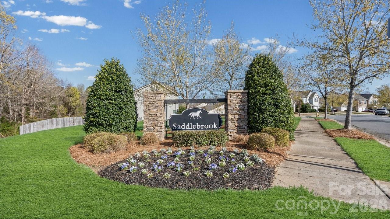 3213 Saddlebrook Dr, Midland, NC 28107