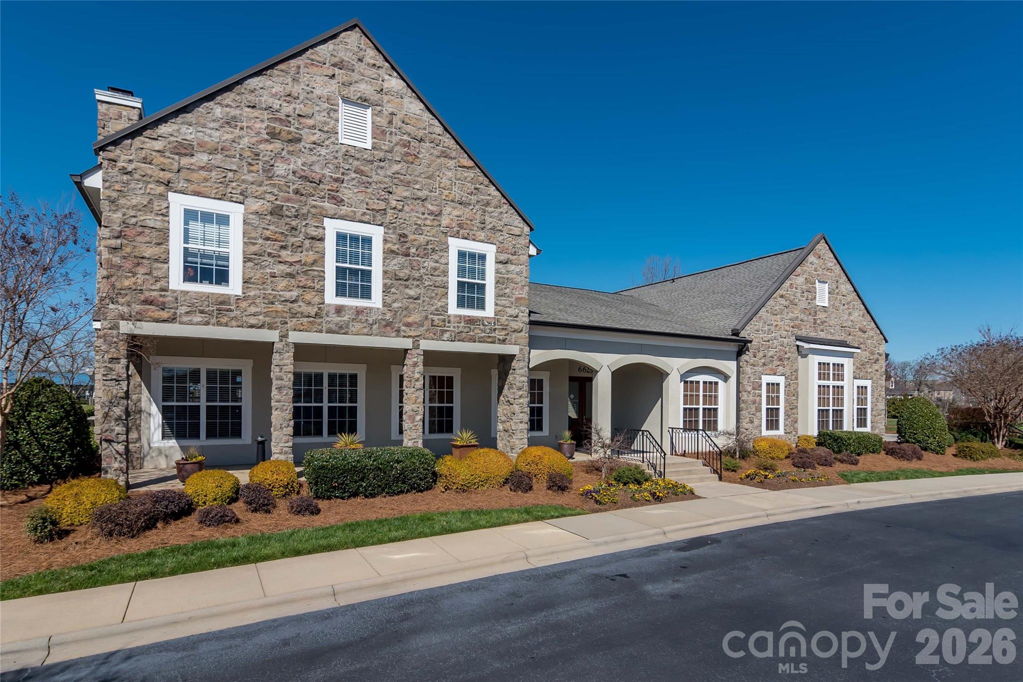 5016 Riverdale Dr, Charlotte, NC 28273
