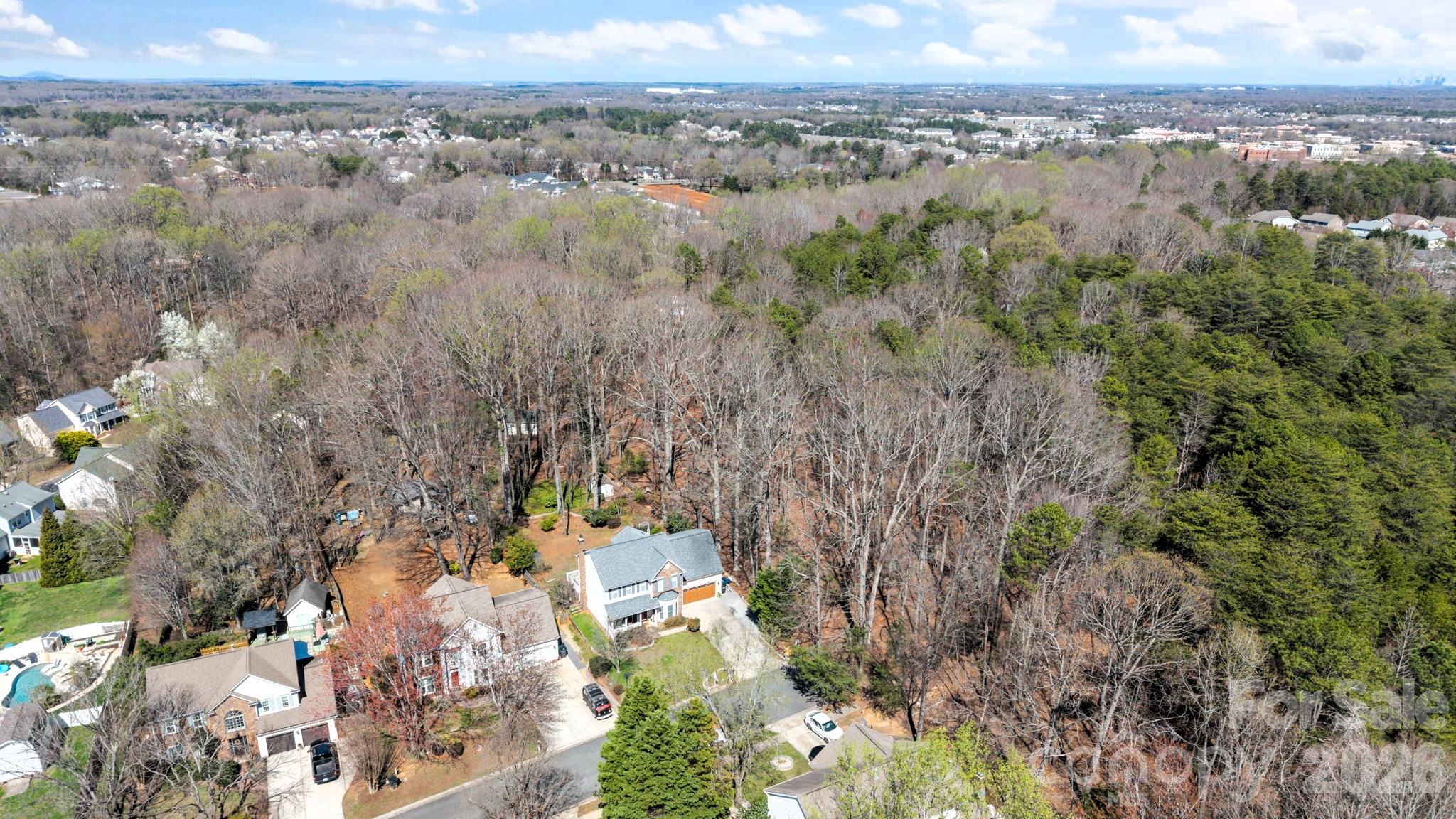 13702 Chambray Ln, Charlotte, NC 28278