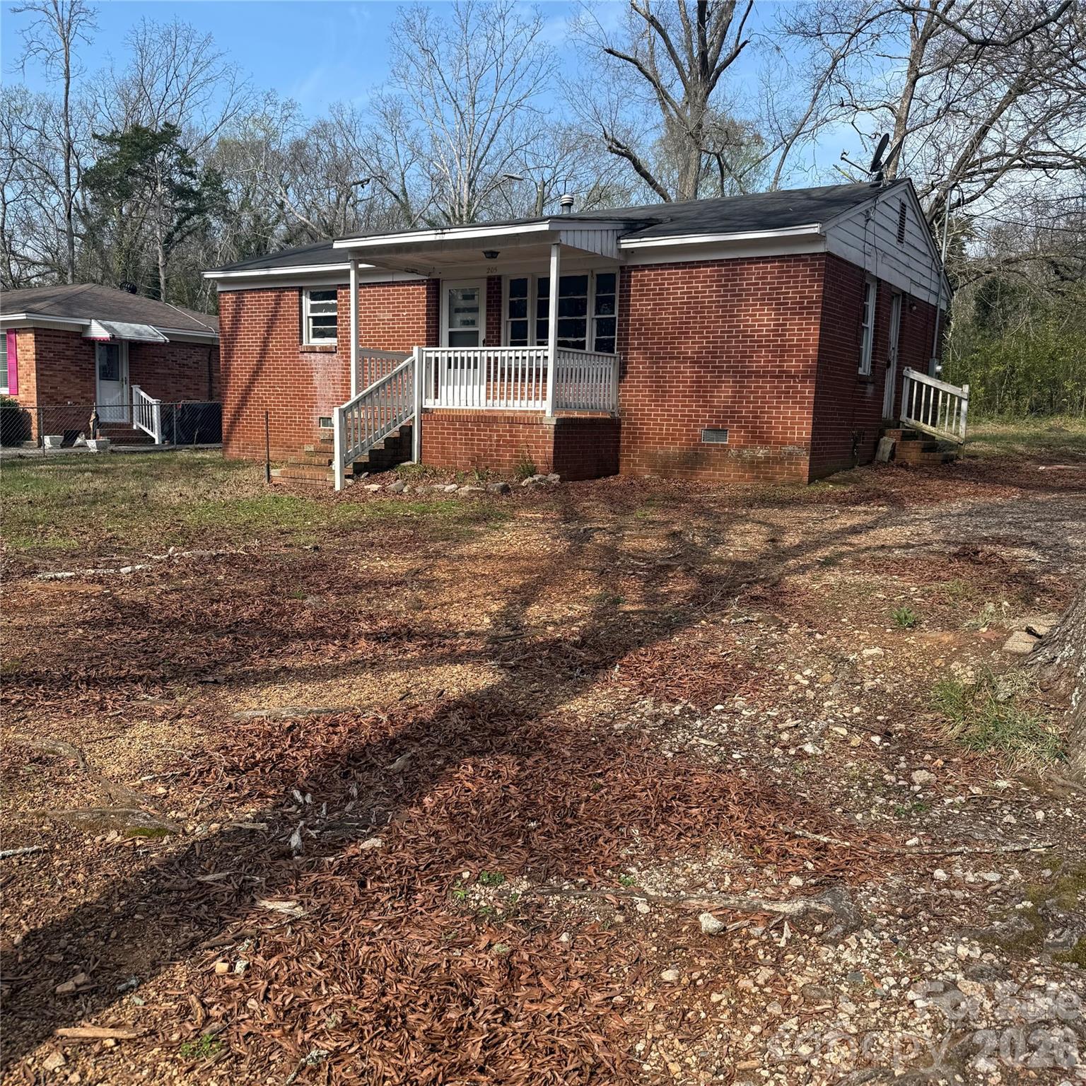 205 Jewel St, Chester, SC 29706