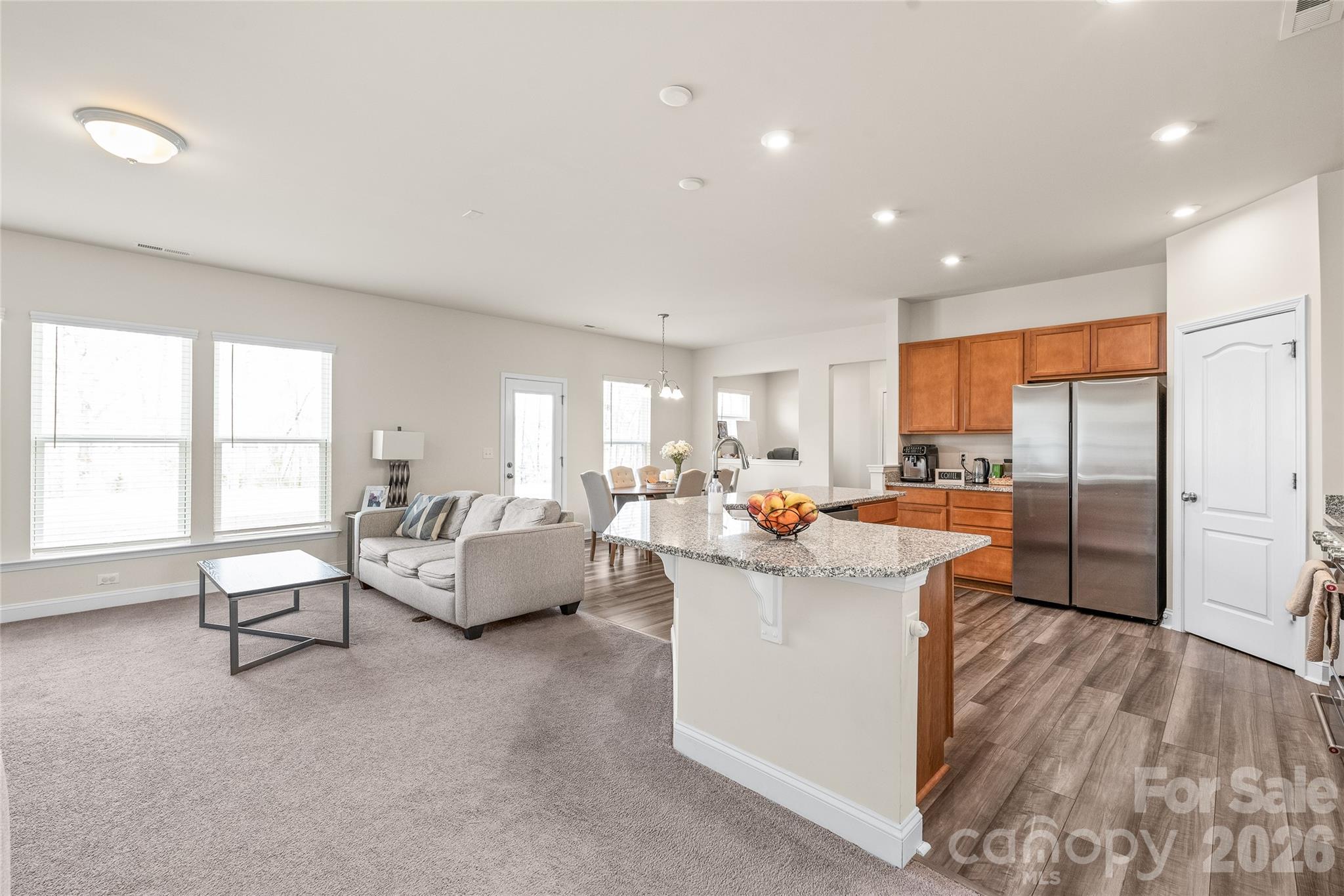1043 Kalli Dr, Matthews, NC 28104