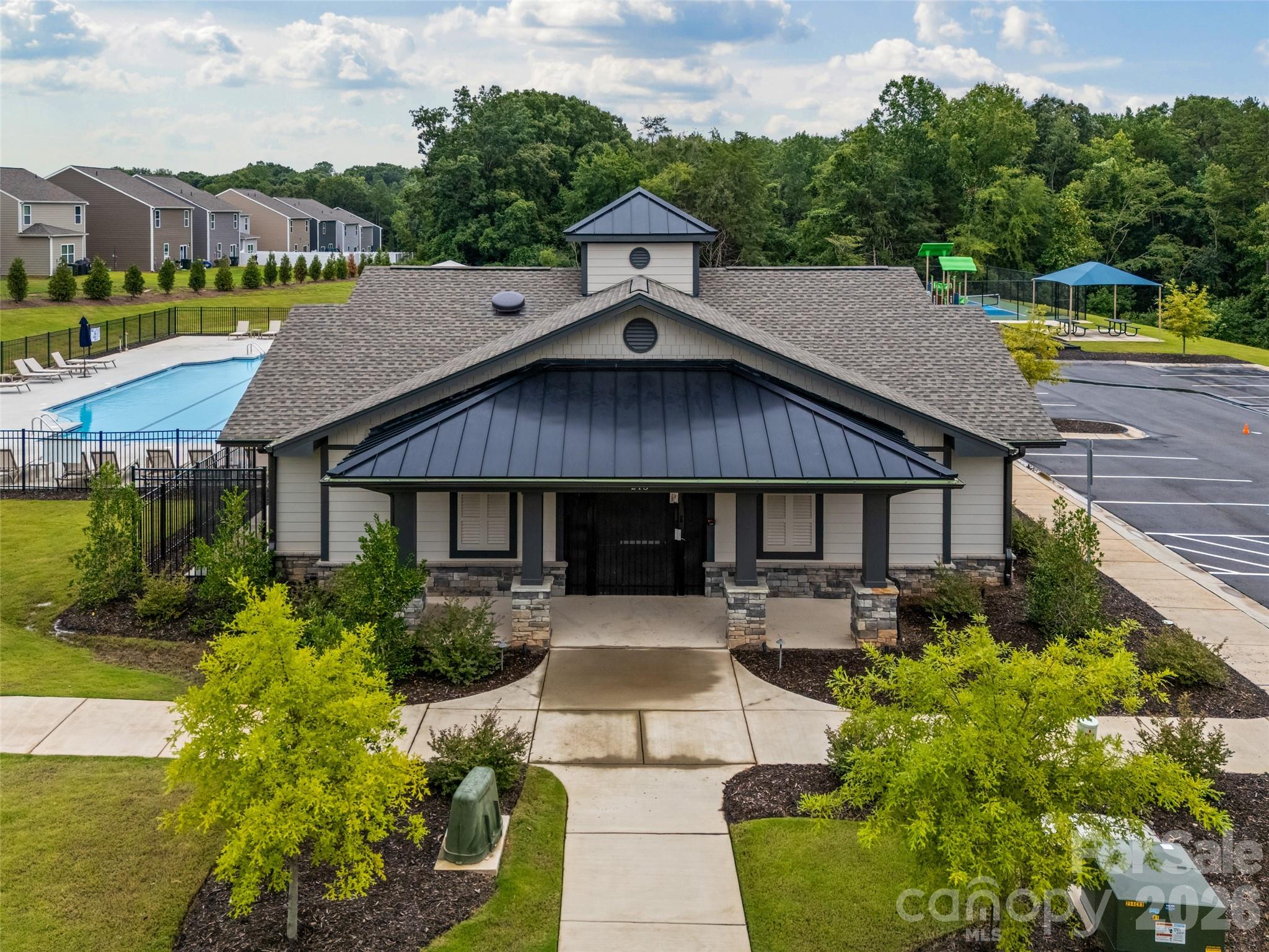 373 Court House Ave, York, SC 29745