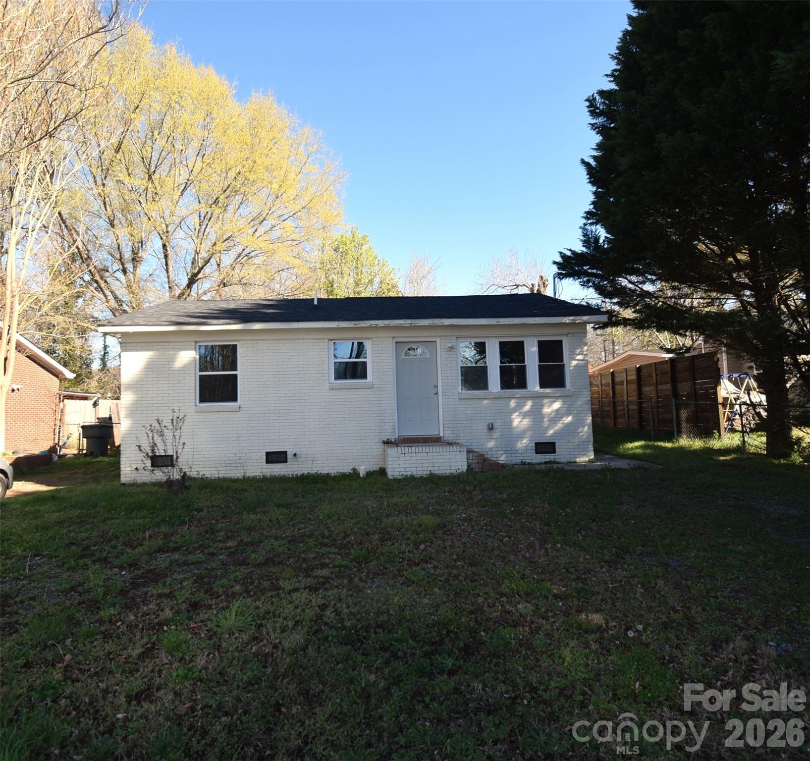2546 Amber Crest Dr, Gastonia, NC 28052