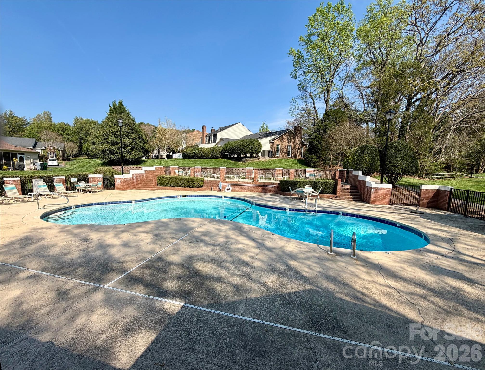 4248 Woodglen Ln, Charlotte, NC 28226