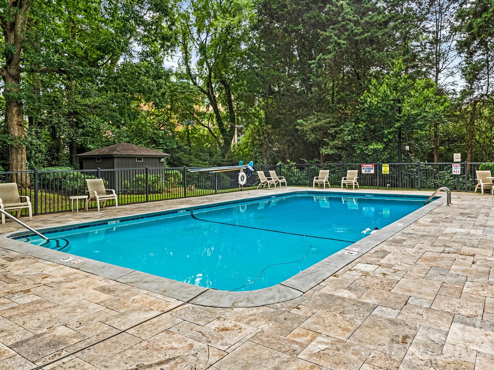 2633 Richardson Dr #8B, Charlotte, NC 28211